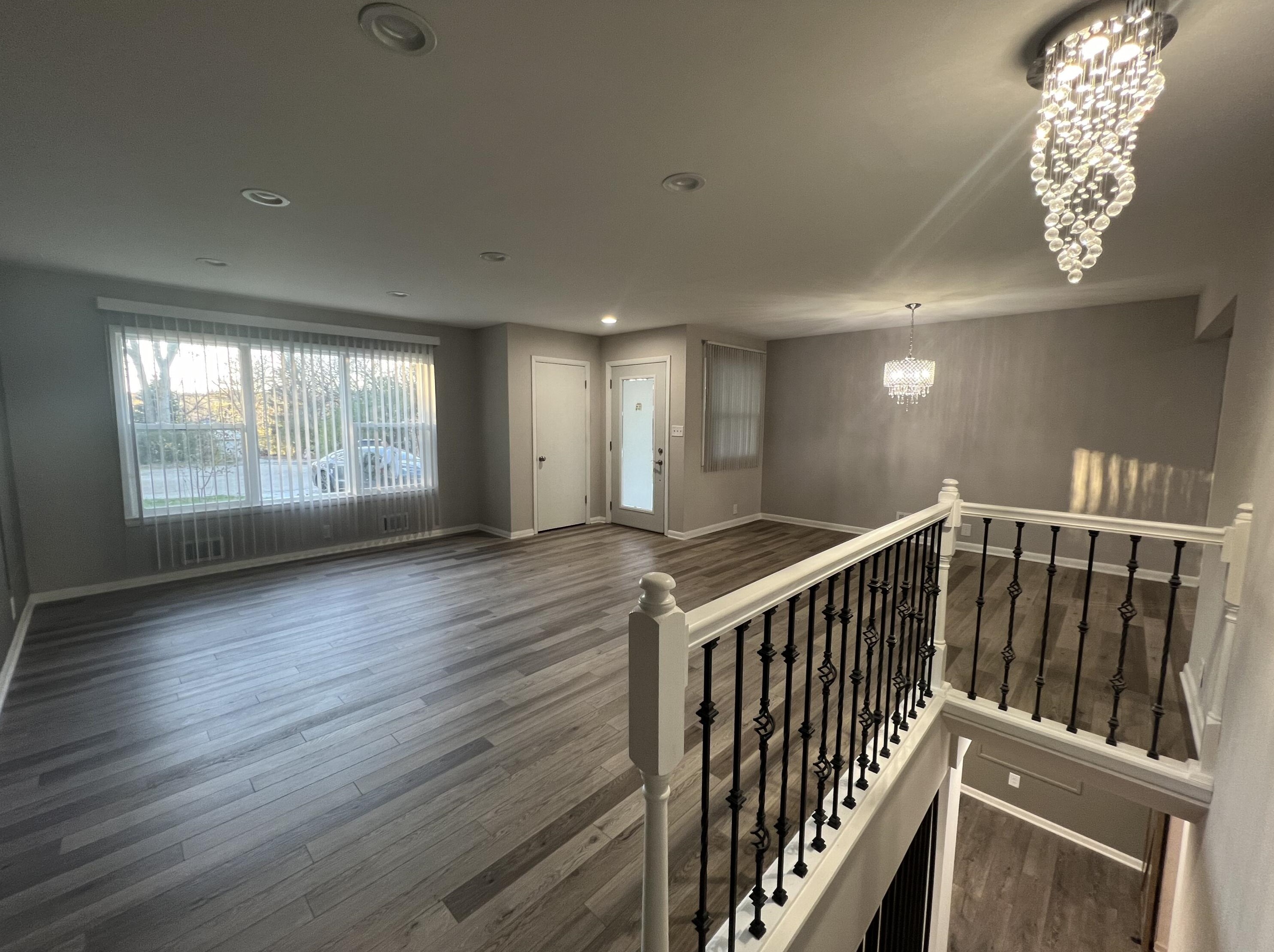 1522 S Laurie Ln, Waukesha, WI 53146