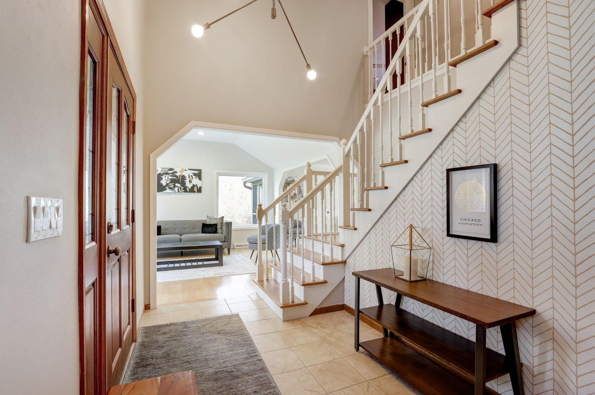 468 Garrison Ct, Delafield WI  53018-2033 exterior