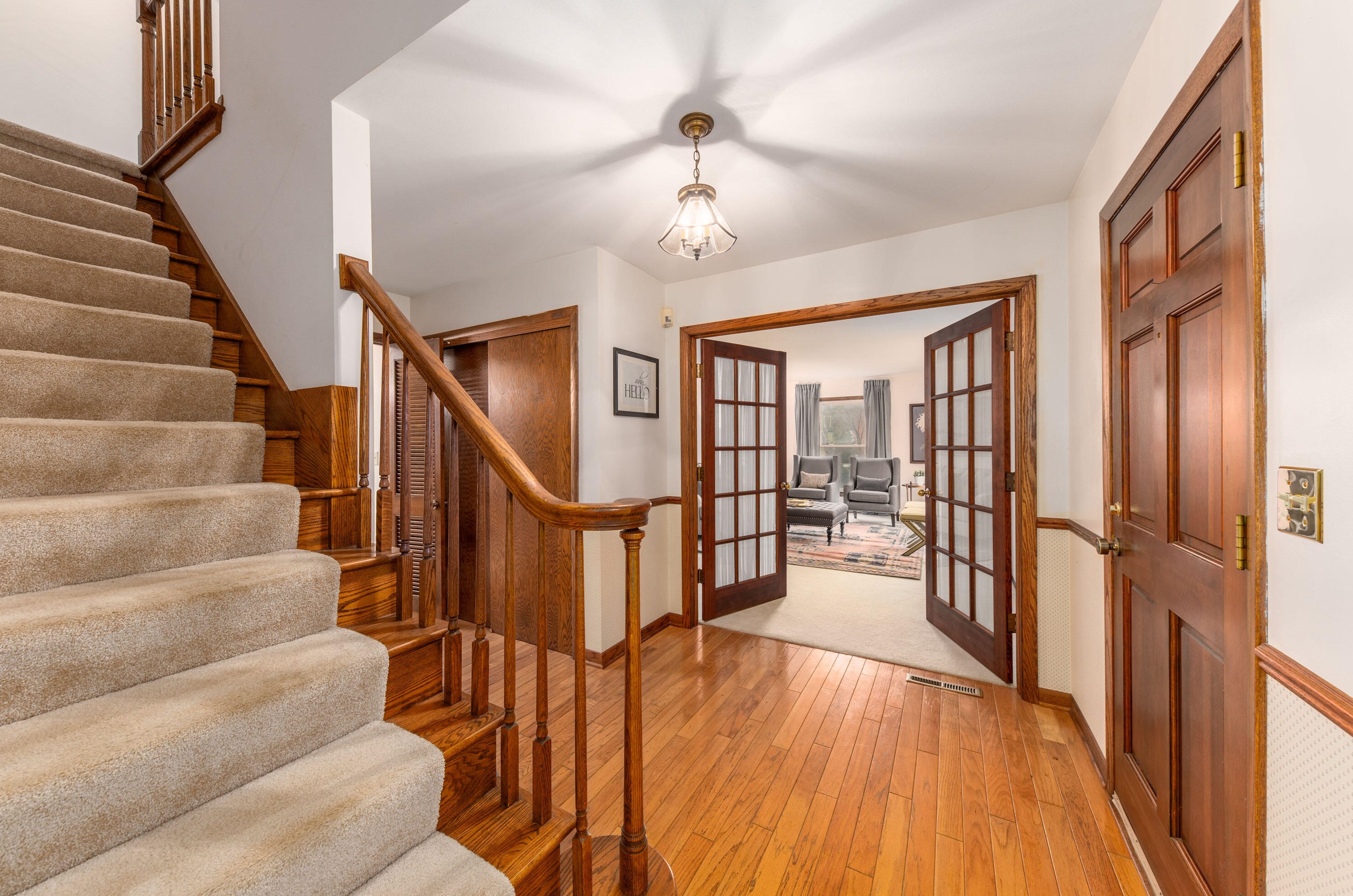 1155 Tanglewood Ct, Brookfield, WI 53005-6825