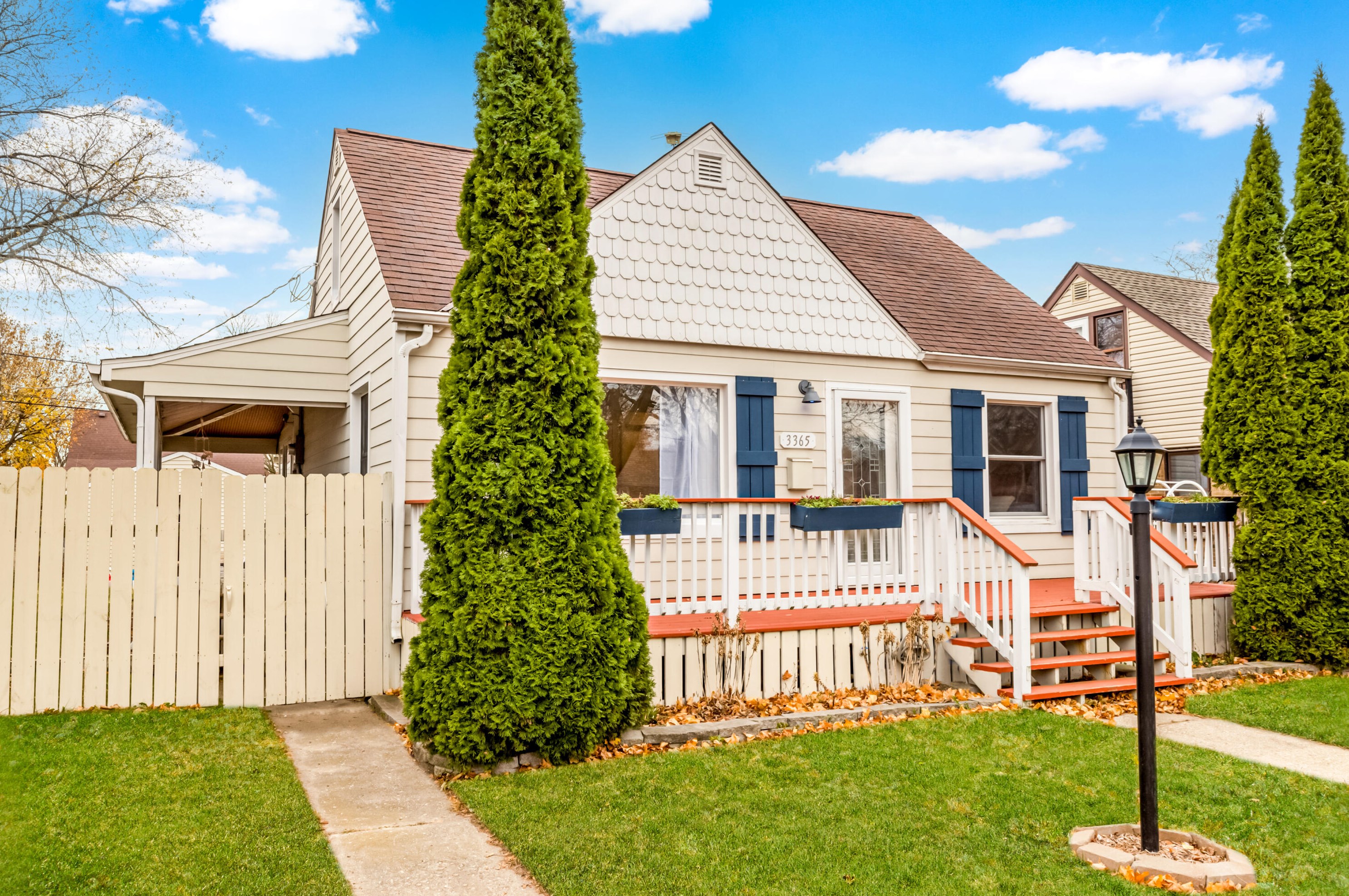 3365 E Bottsford Ave, Cudahy, WI 53110