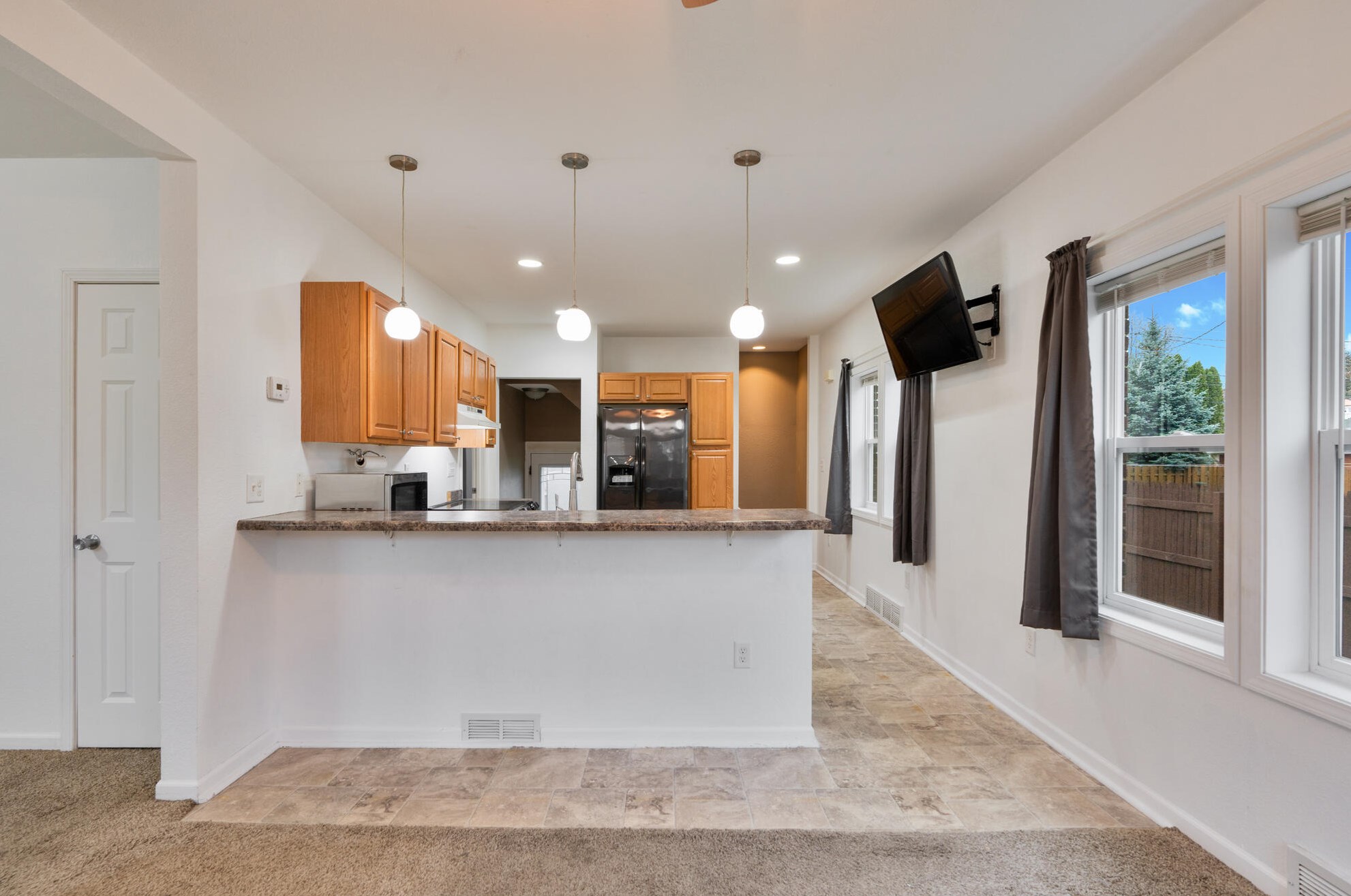2531 Elizabeth St, Sheboygan WI  53083-4745 exterior