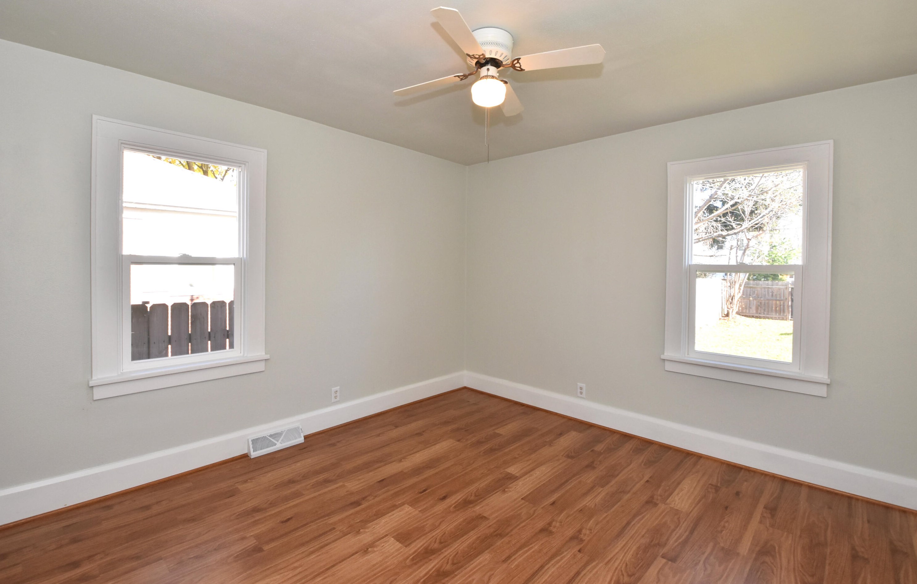 1515 Cleveland Ave, Racine WI  53405-3333 exterior