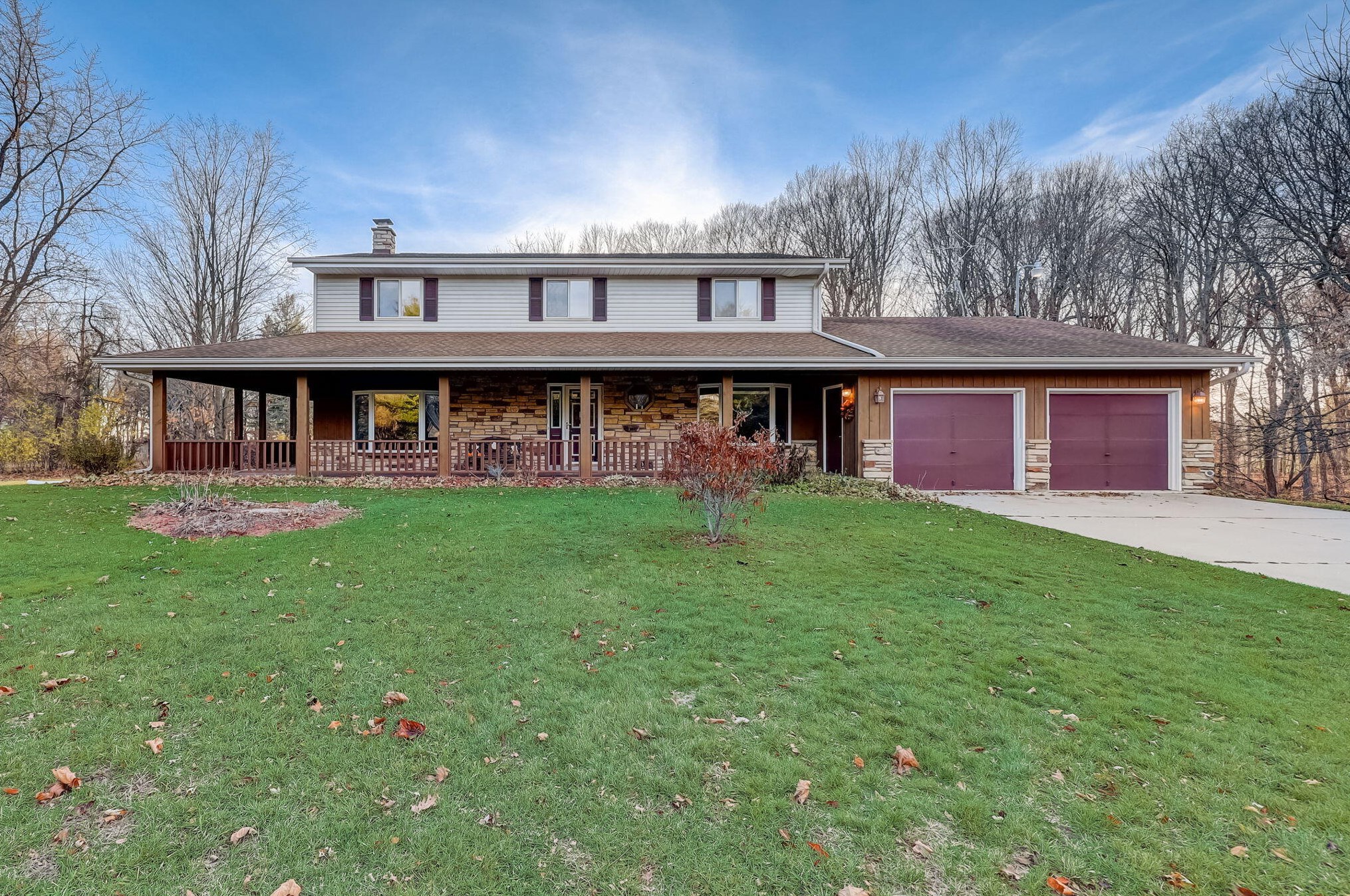 1931 Trails End Ln, Kewaskum, WI 53040