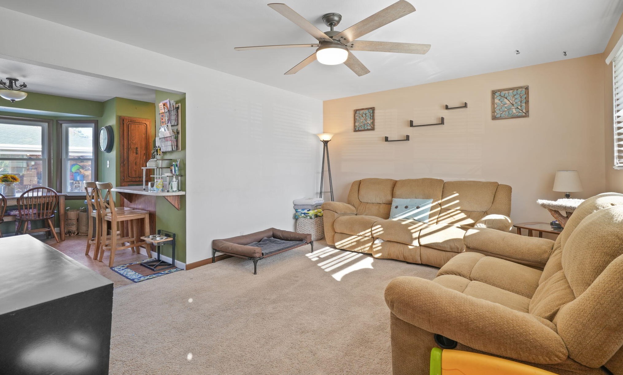 2818 Brentwood Dr, Racine, WI 53403-3704