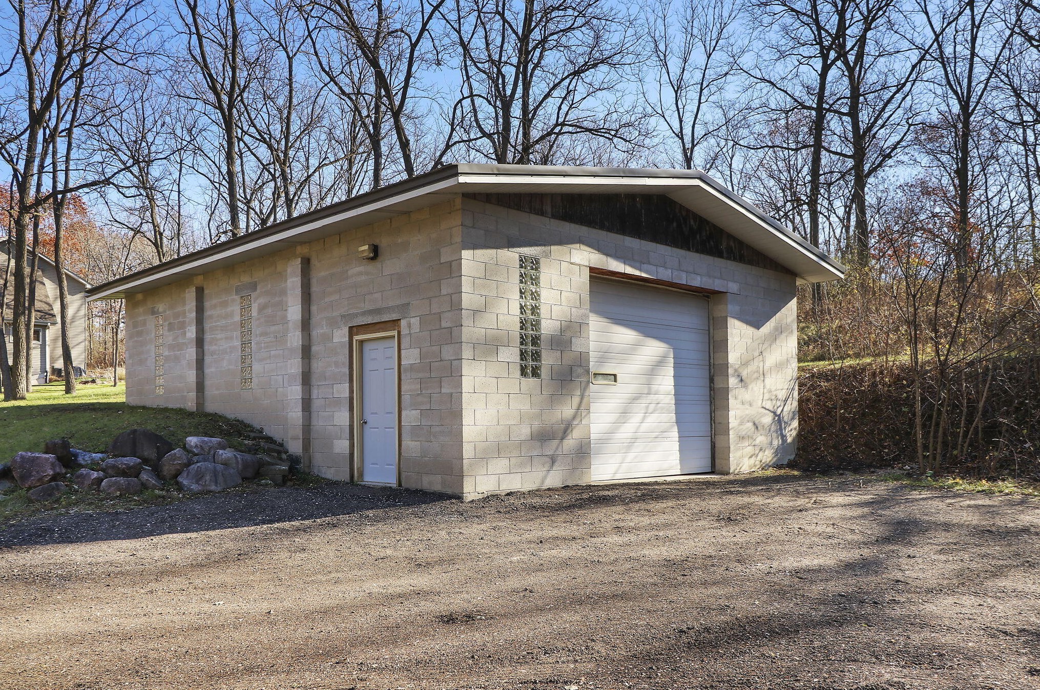 30931 Grand Dr, Waterford, WI 53185