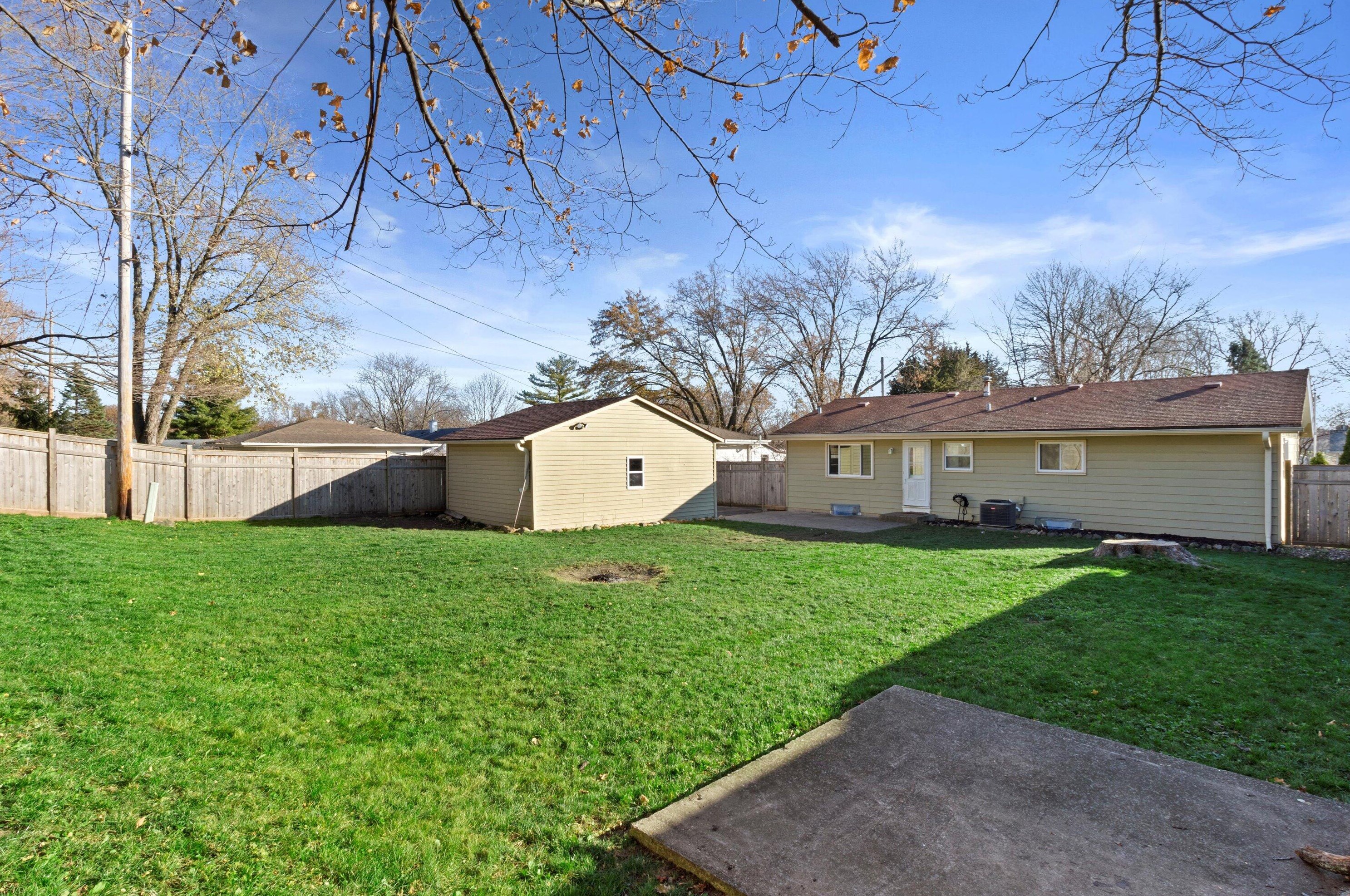 716 Chicory Rd, Lyons WI  53105-1616 exterior