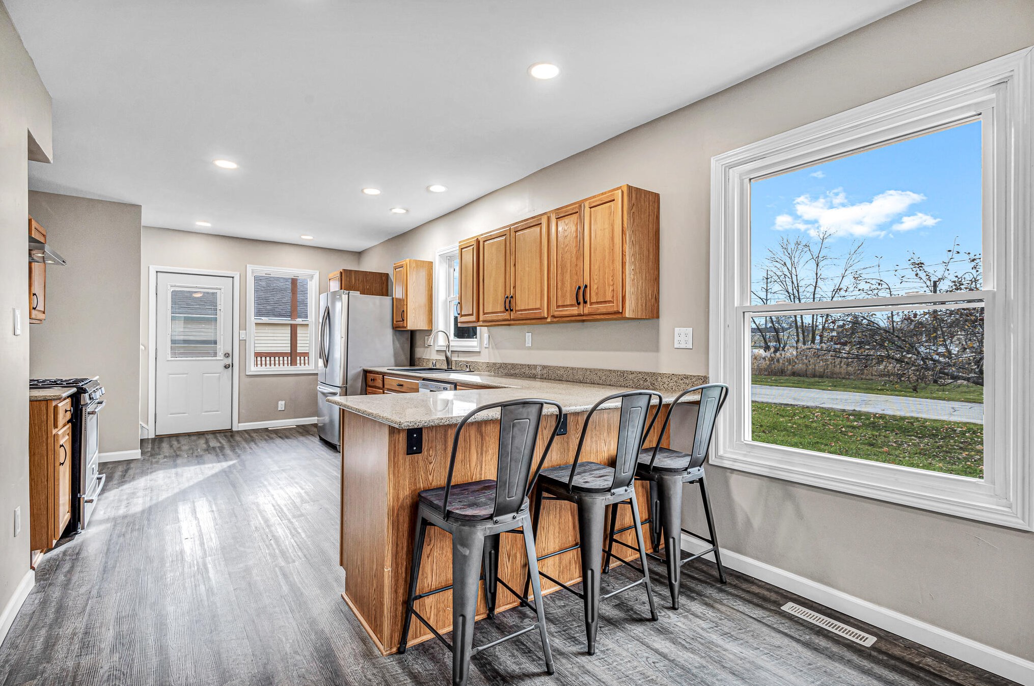 1635 Division Ave, Sheboygan, WI 53083-4630