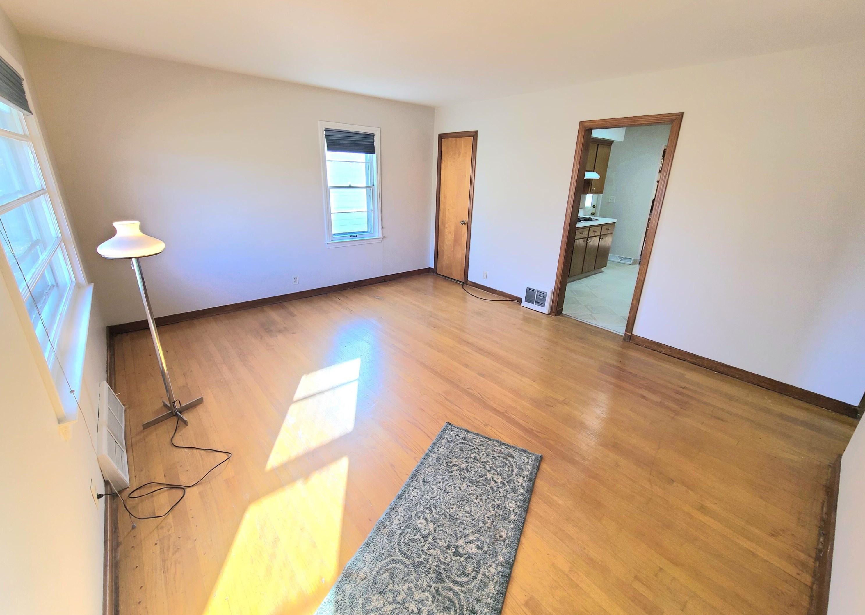 1612 Russet St, Racine, WI 53405-3258