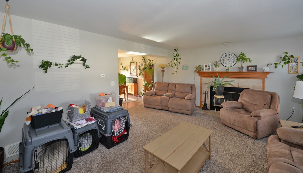 2803 Frontier Dr, Racine, WI 53404