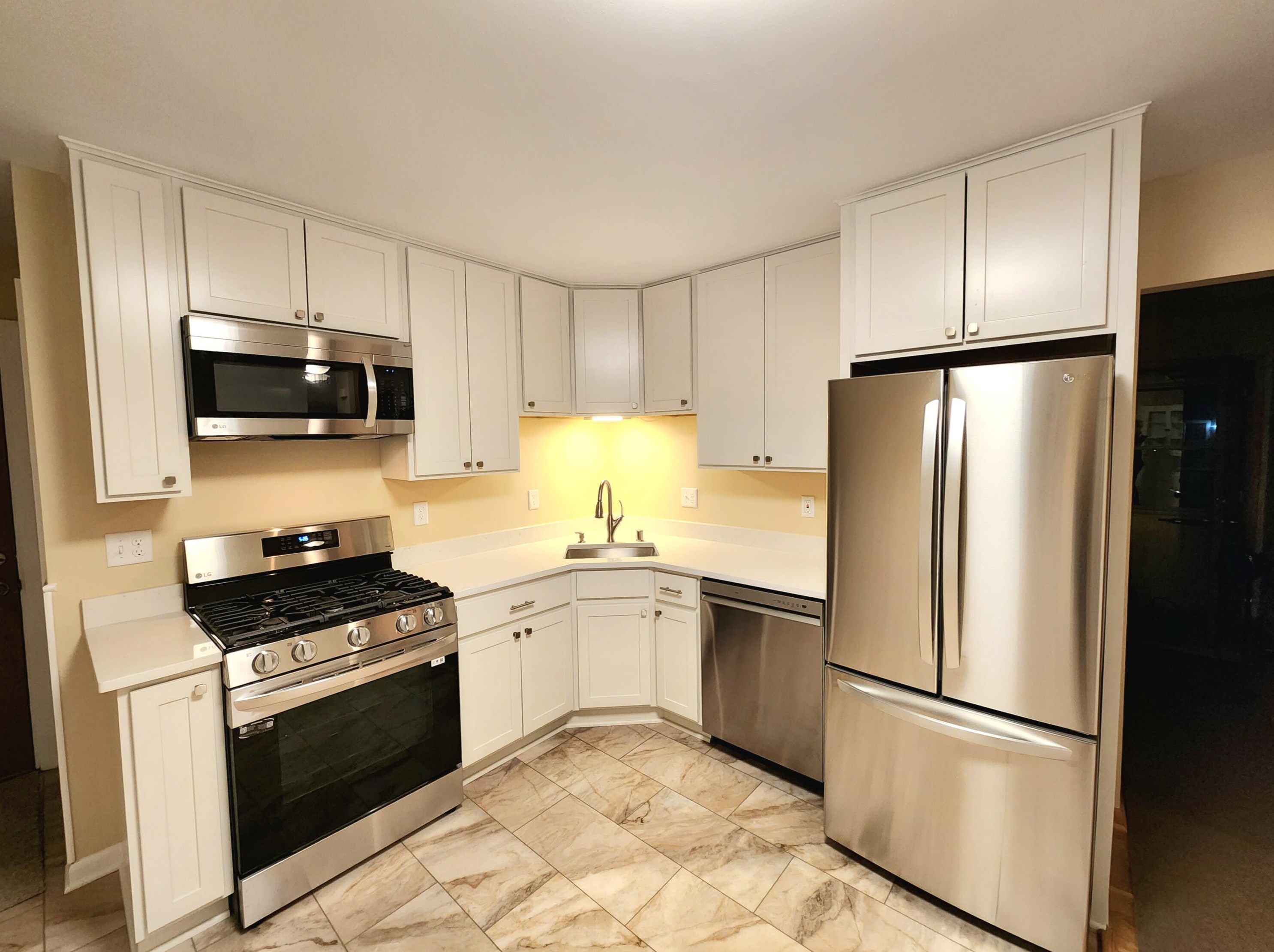 6238 Cory Ave, Cudahy WI  53110-3016 exterior