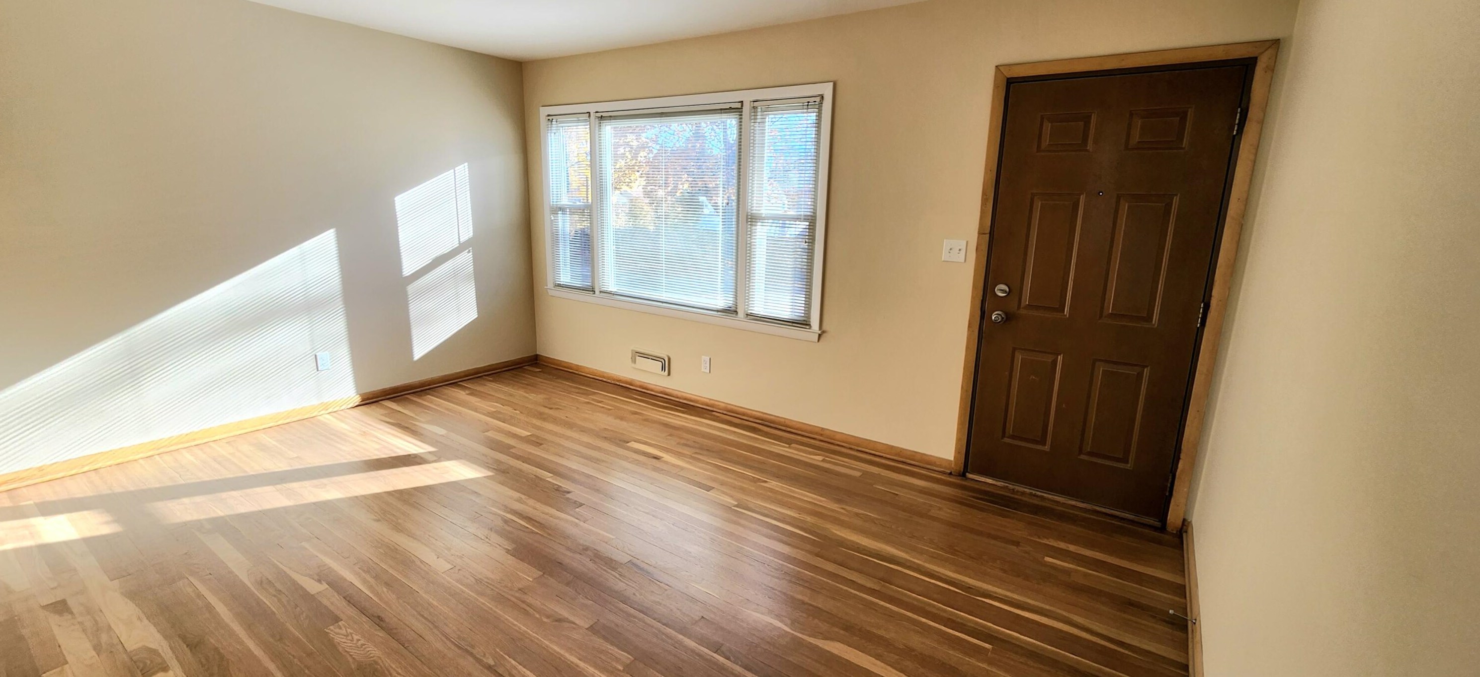 6238 Cory Ave, Cudahy WI  53110-3016 exterior