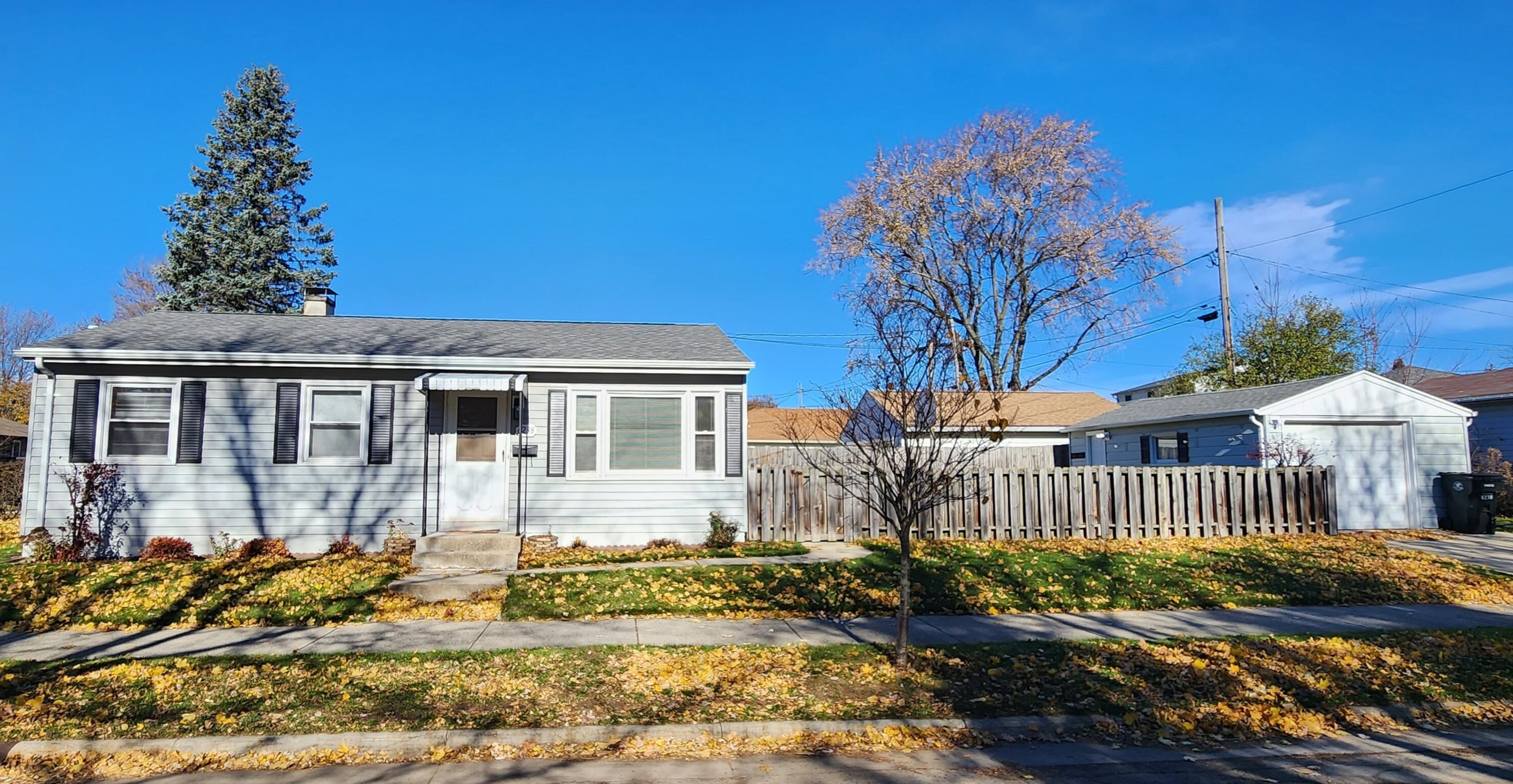 6238 S Cory Ave, Cudahy, WI 53110