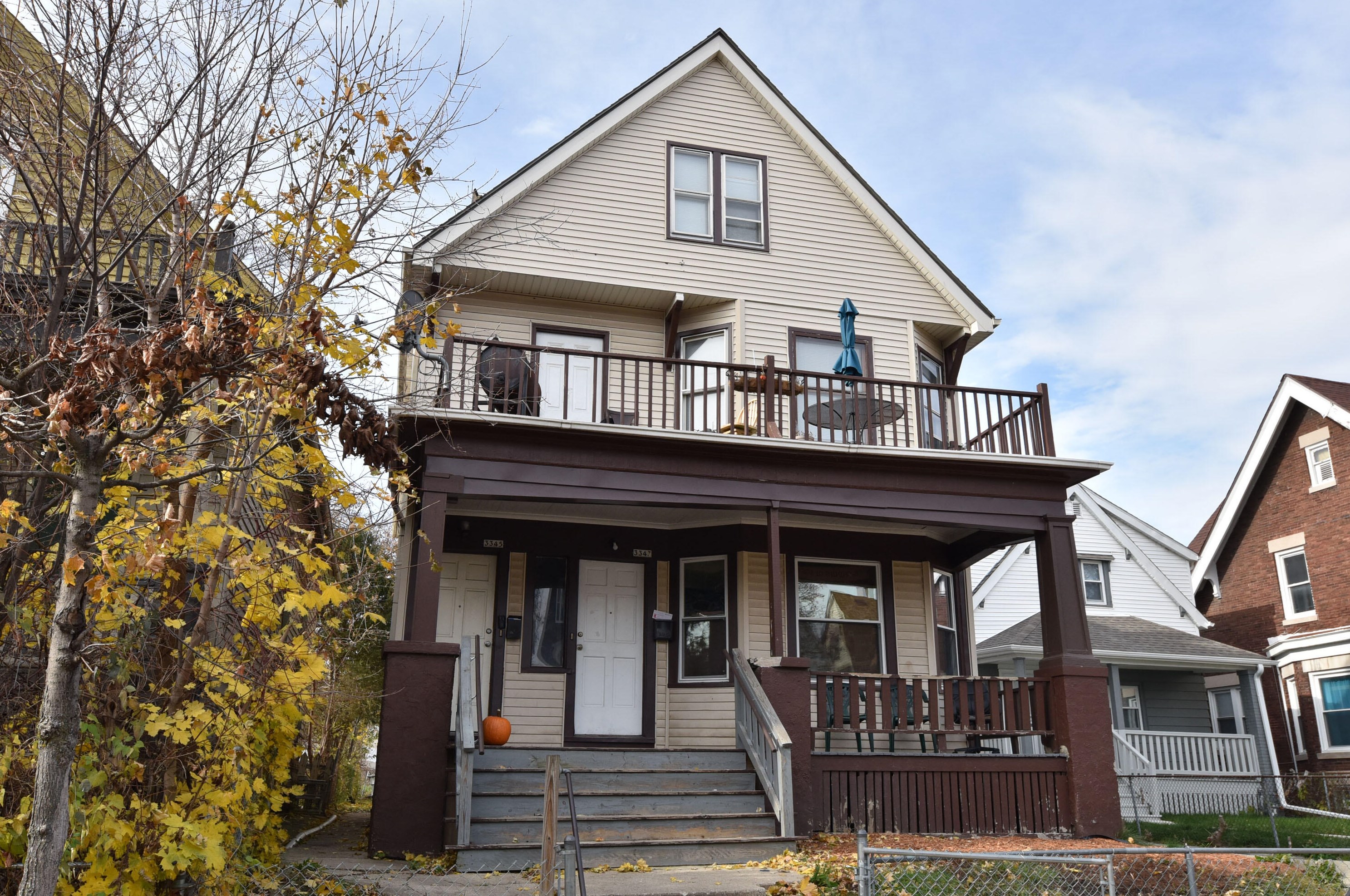 3345 N Richards St #3347, Milwaukee, WI 53212