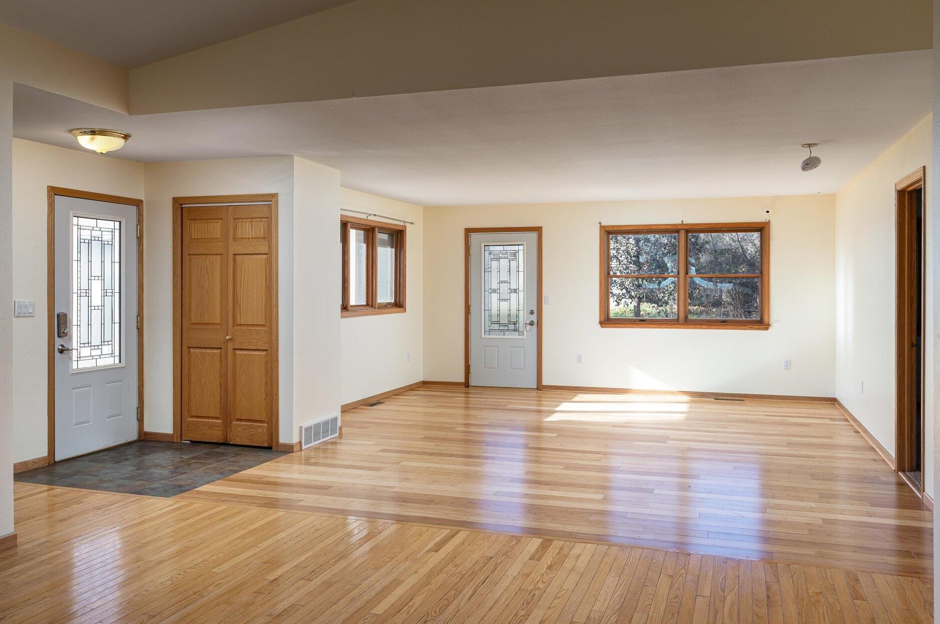 706 Western Ave, Viroqua, WI 54665-1047