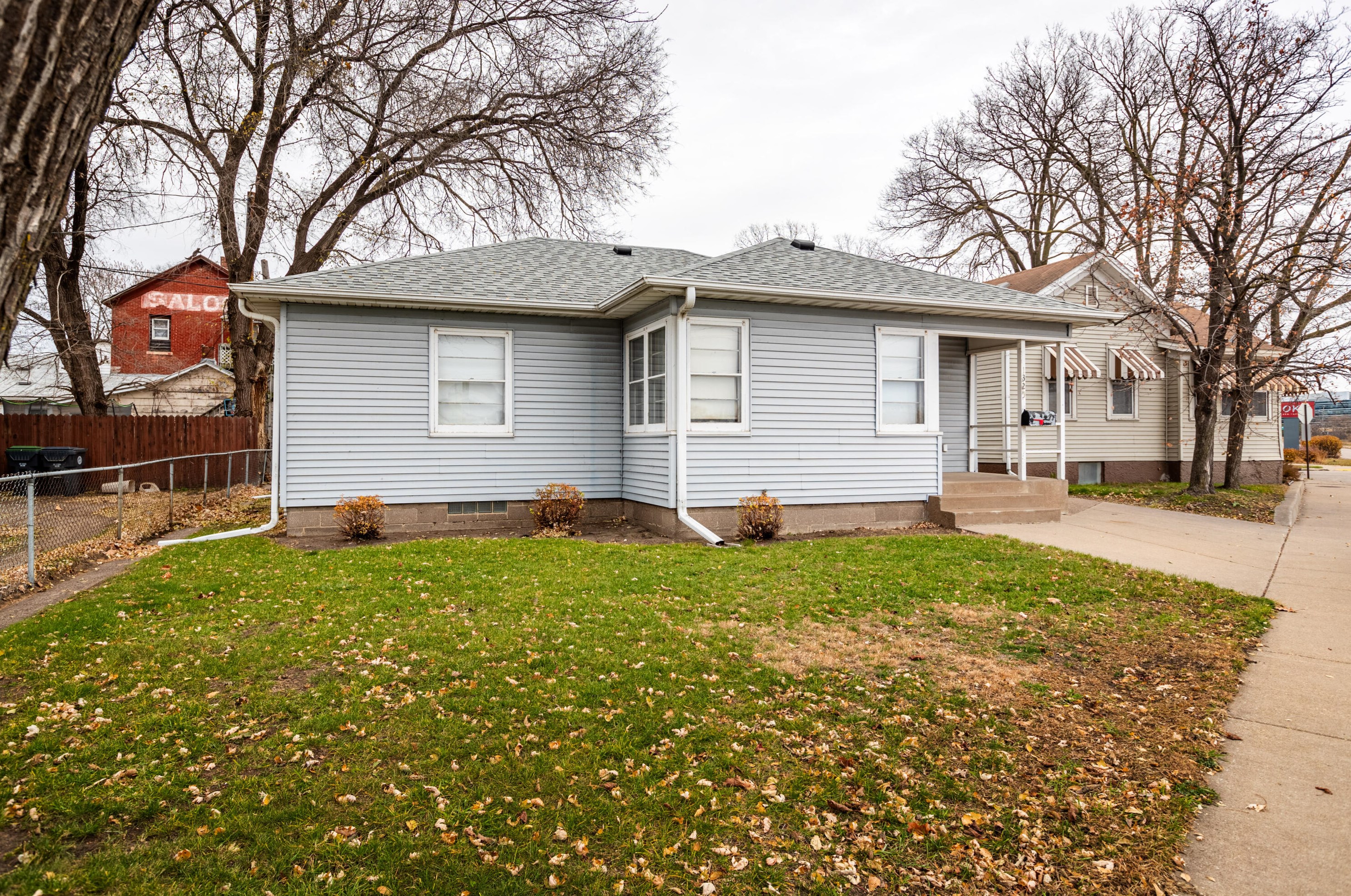 1325 South Ave, La Crosse, WI 54601
