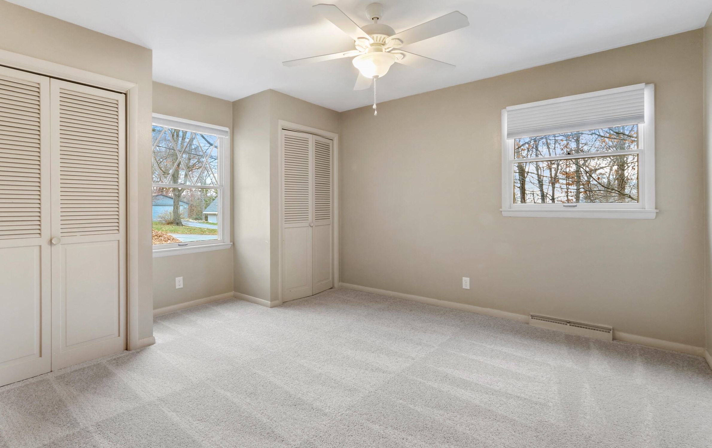 635 Upper Brookwood Dr, Fontana WI  53125-1807 exterior