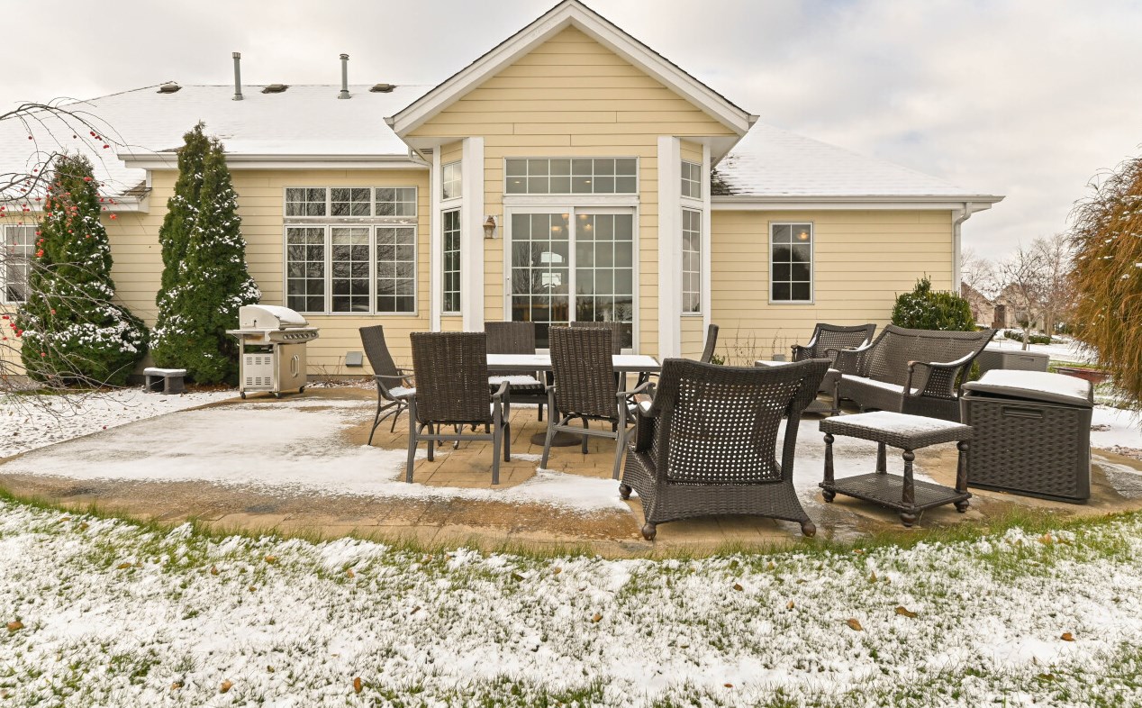 3611 Falcon Ct, Waterford, WI 53185