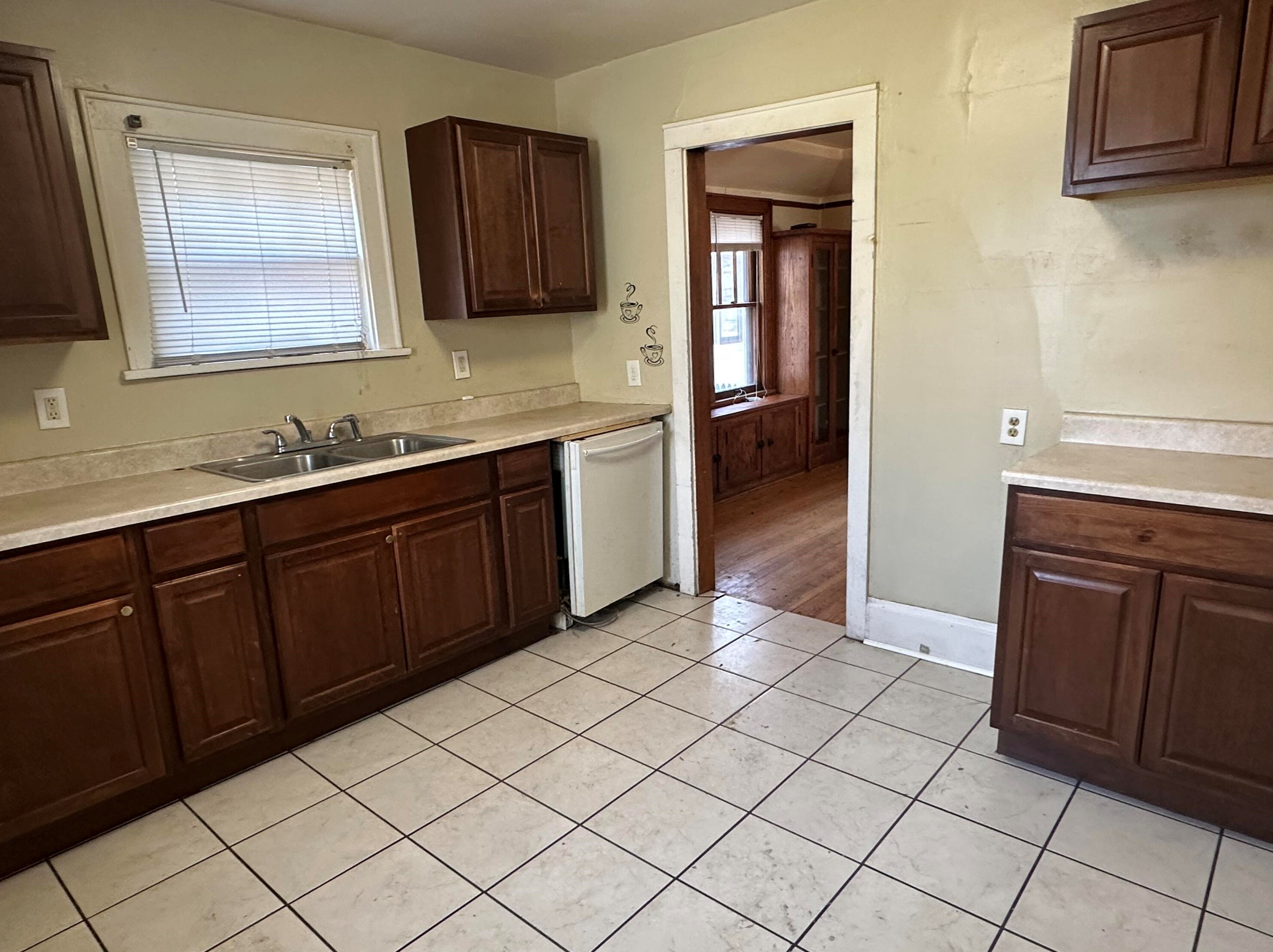 5514 N 34th St, Milwaukee, WI 53209