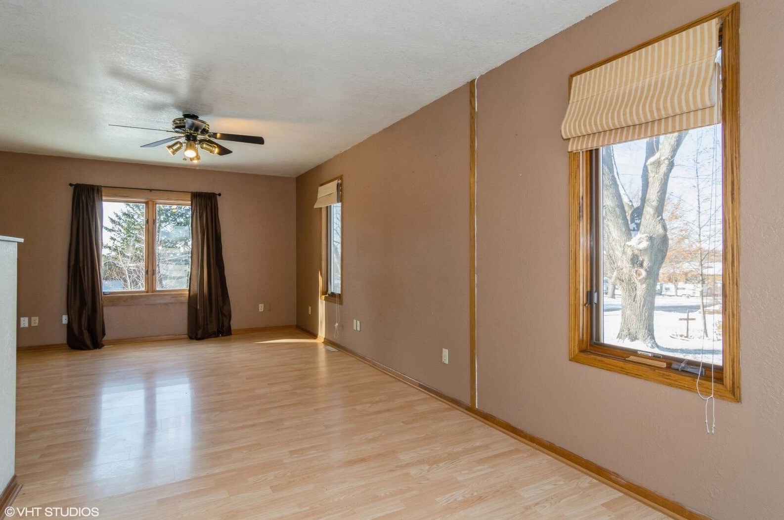 28 County Road Y, Mayville, WI 53050-2200