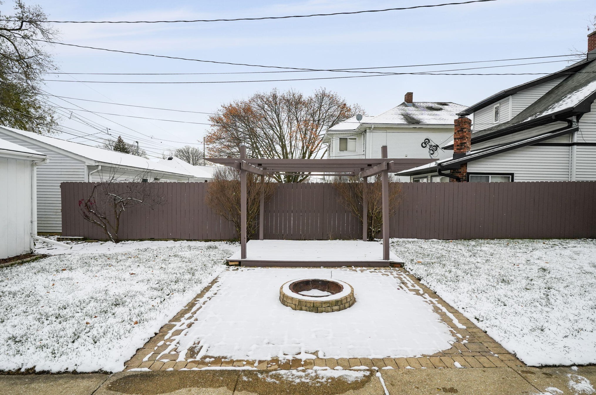 1241 Blaine Ave, Racine WI 53405-2912 exterior