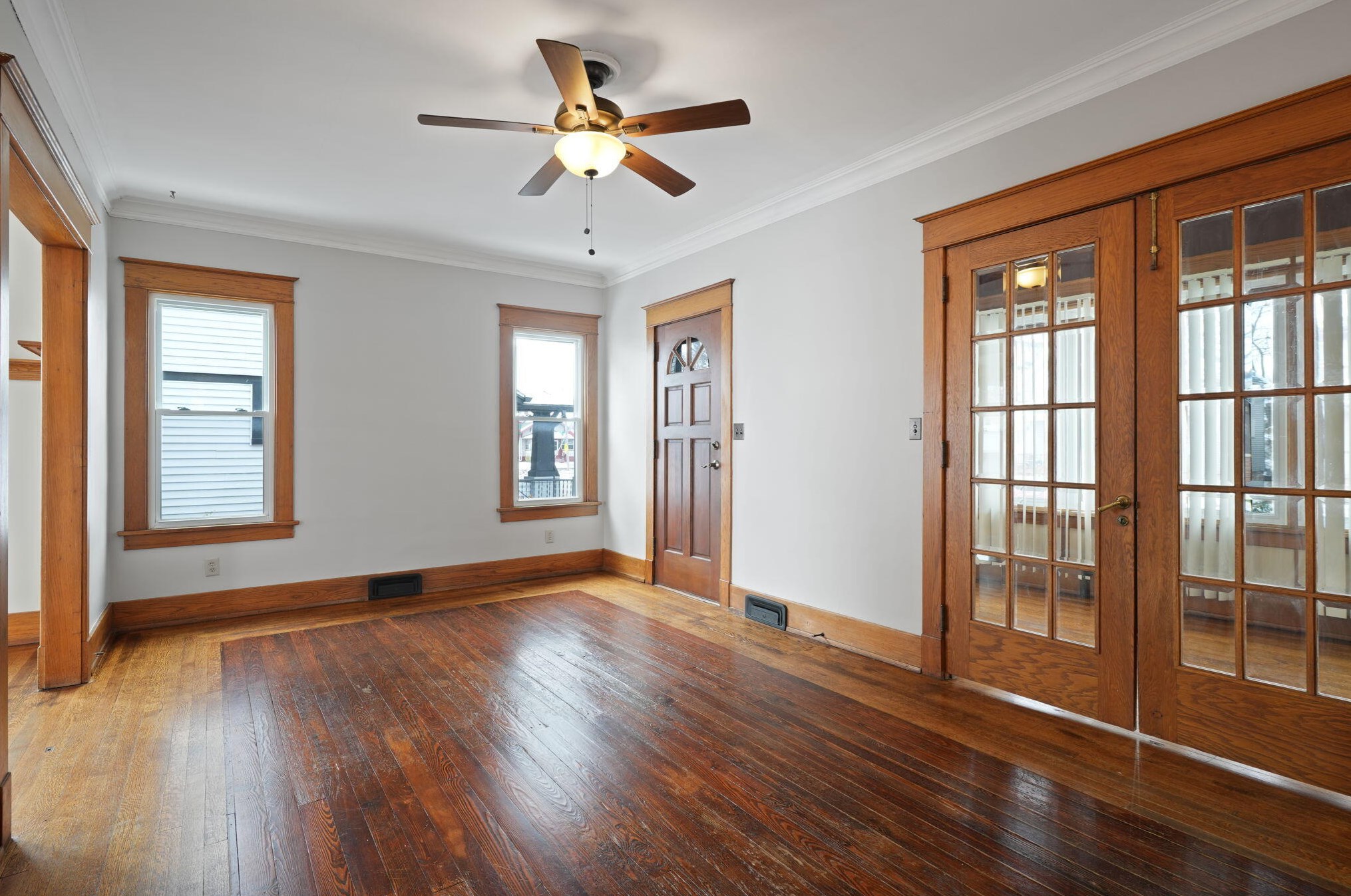 1241 Blaine Ave, Racine WI 53405-2912 exterior