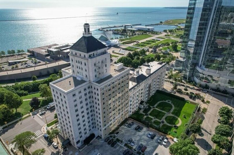 925 E Wells St #tower B, Milwaukee, WI 53202