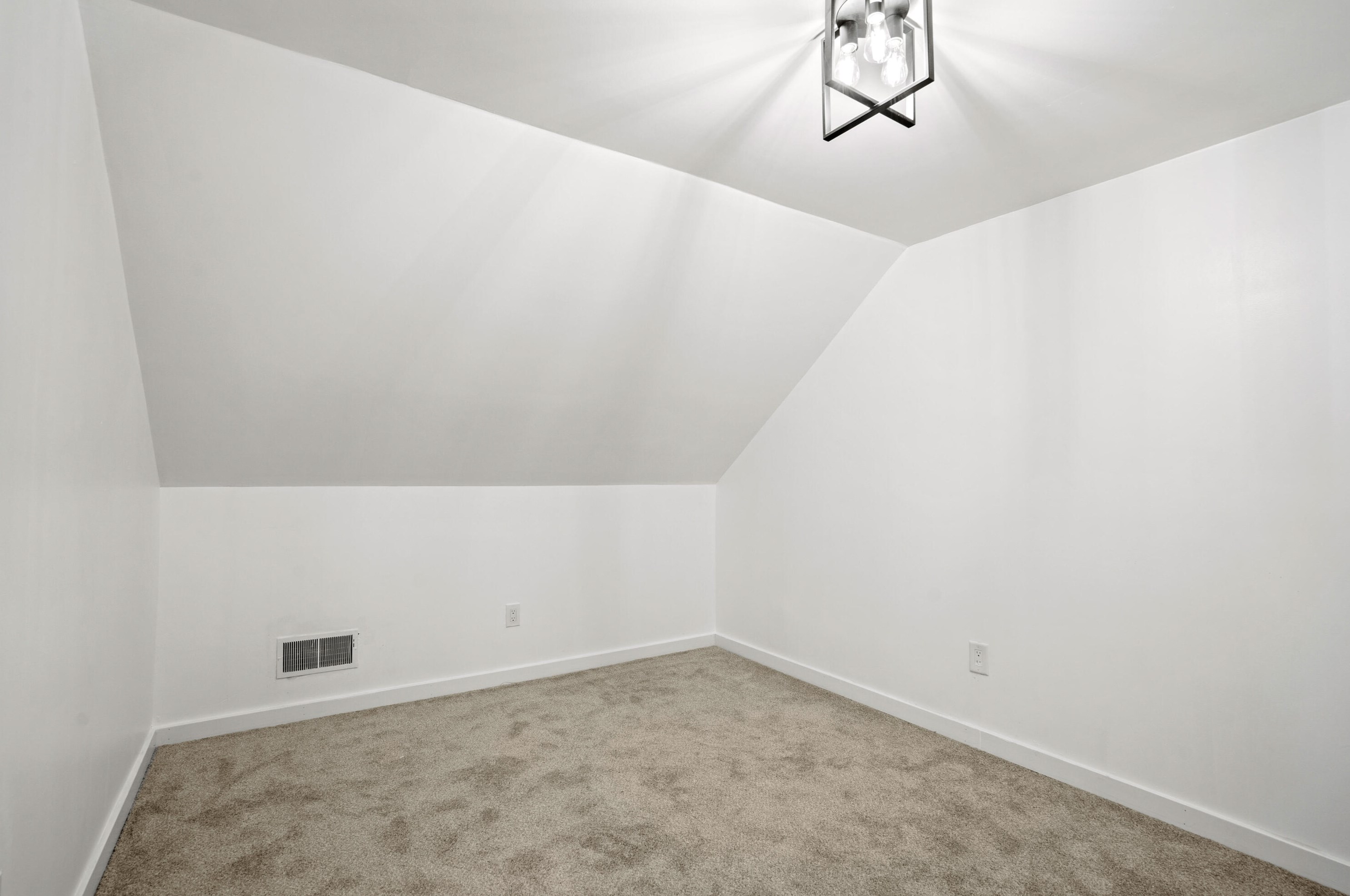 2673 46th St, Milwaukee WI  53210-2405 exterior