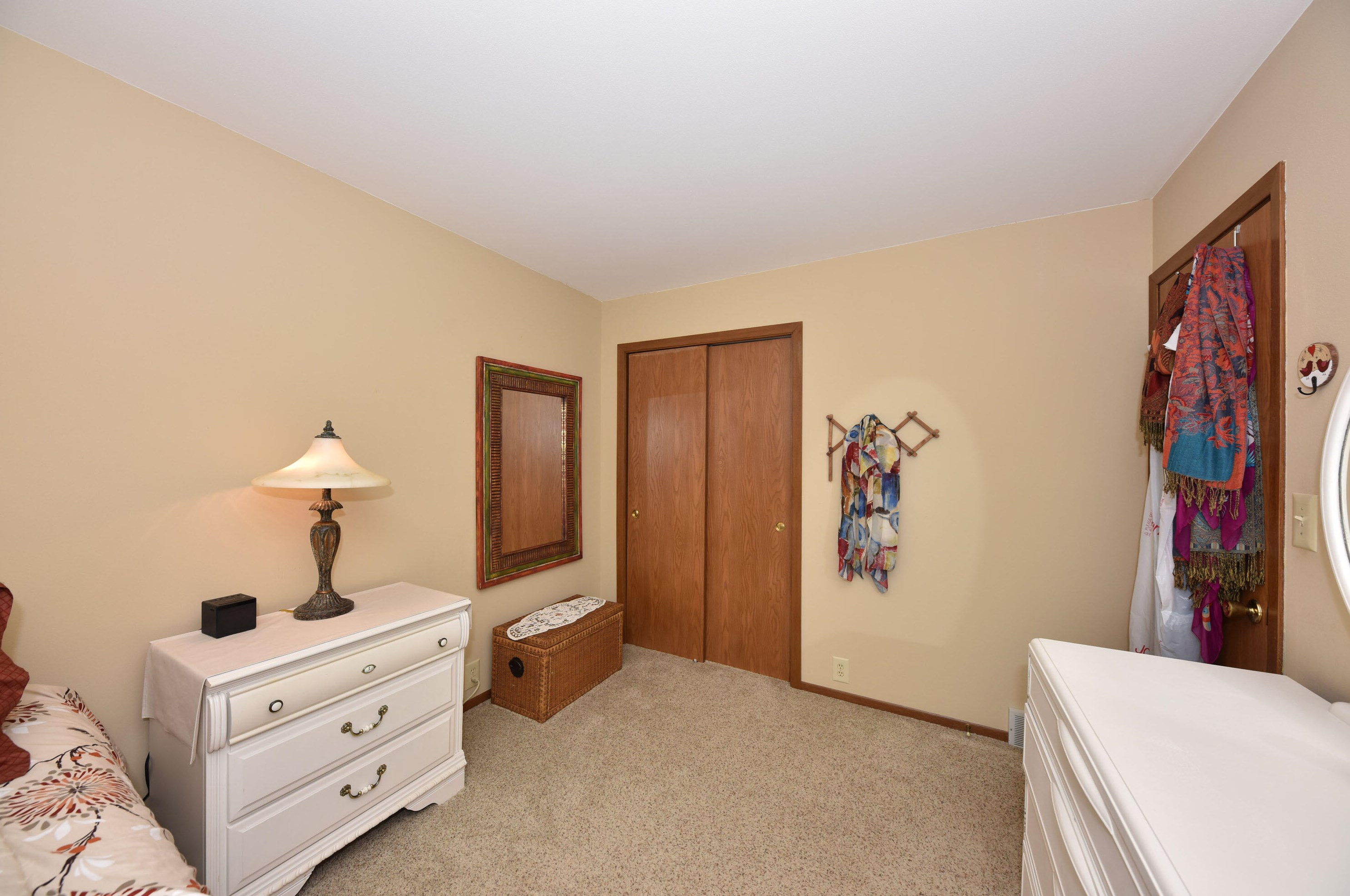 8907 70, Milwaukee WI 53223-2114 exterior