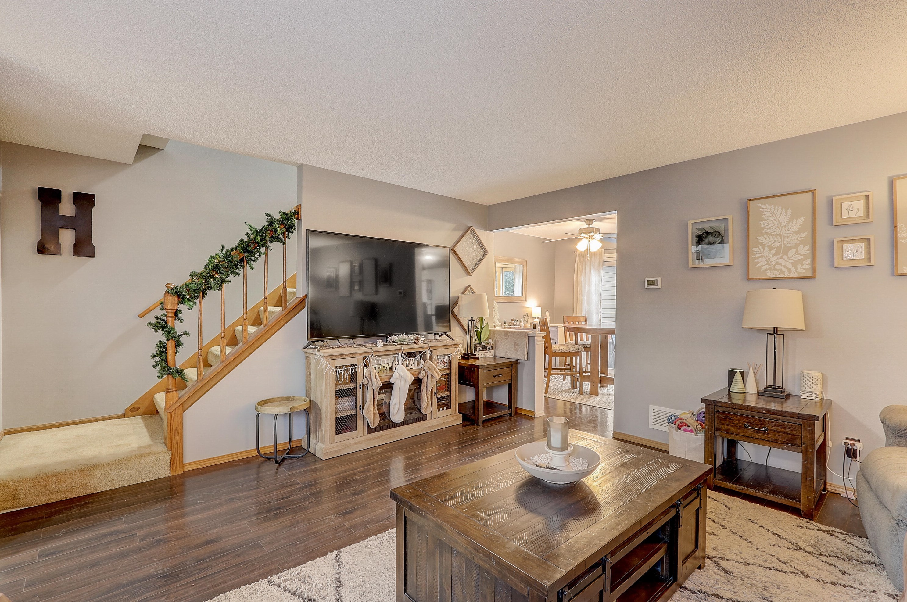 8165 Legend Dr, Hales Corners, WI 53132-9623