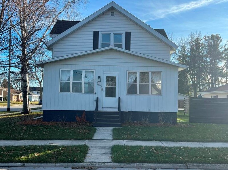 303 Chicago St, Kiel WI  53042-1114 exterior
