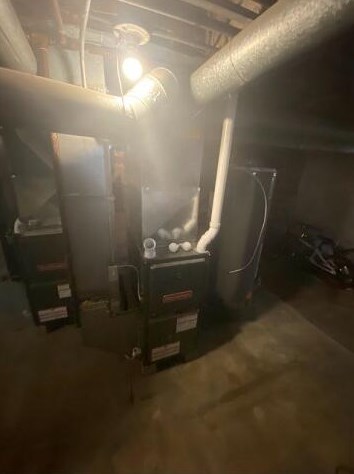 319 Memorial Dr, Racine WI 53404-3221 exterior