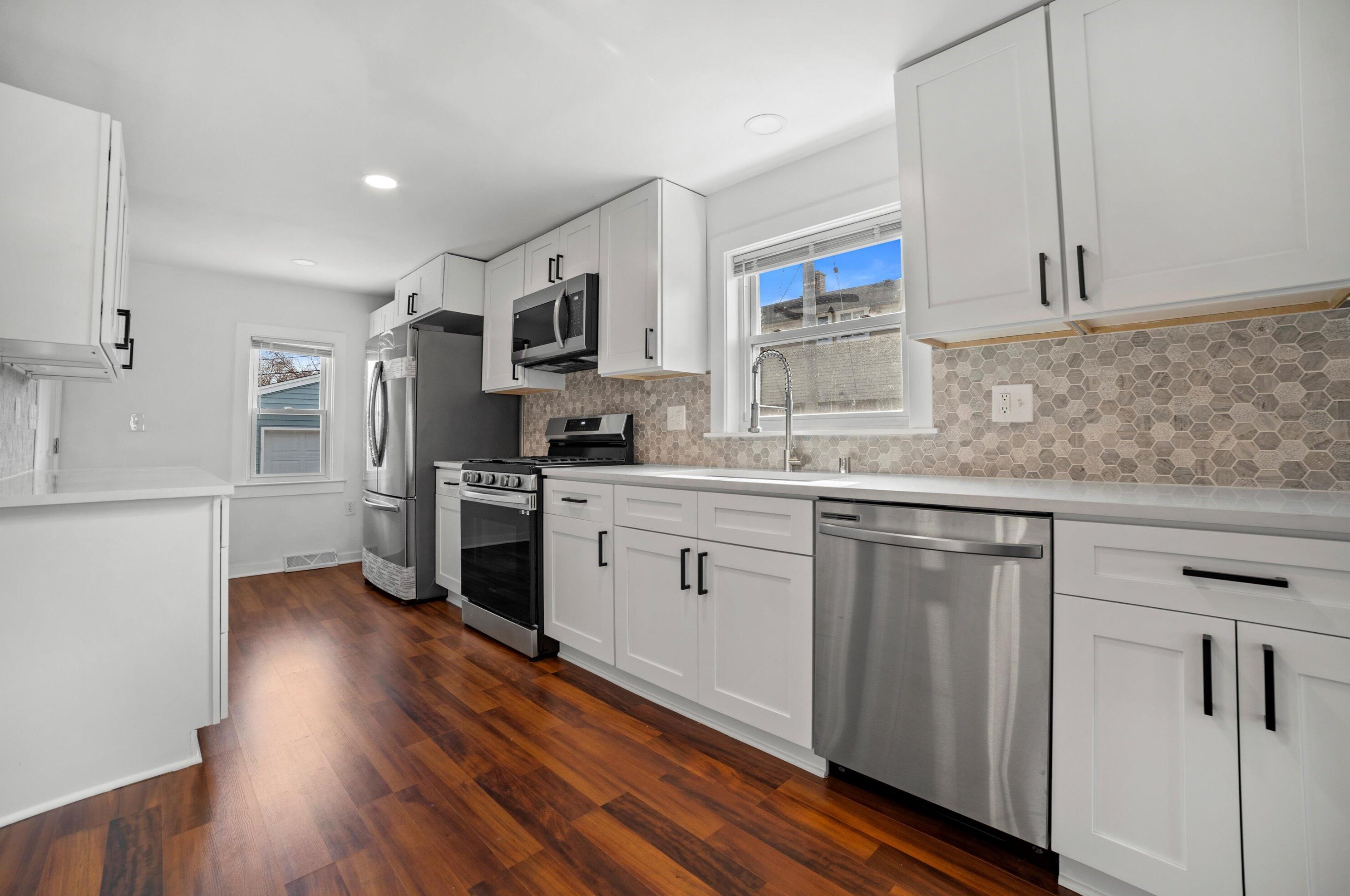 5348 91, Milwaukee WI 53224-5304 exterior