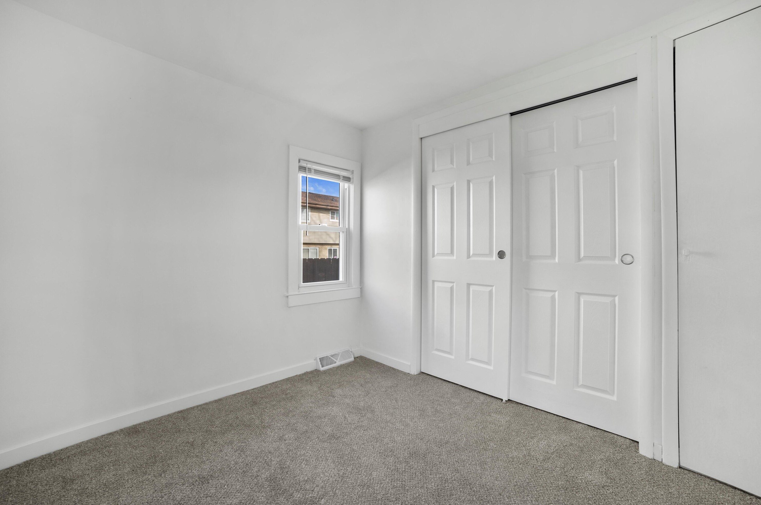 5348 91, Milwaukee WI 53224-5304 exterior