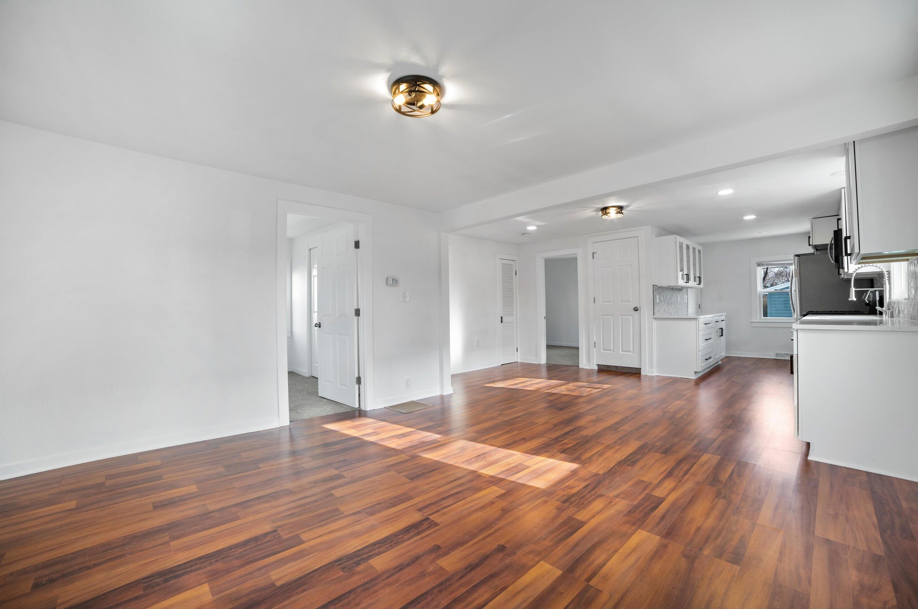 5348 91, Milwaukee WI 53224-5304 exterior