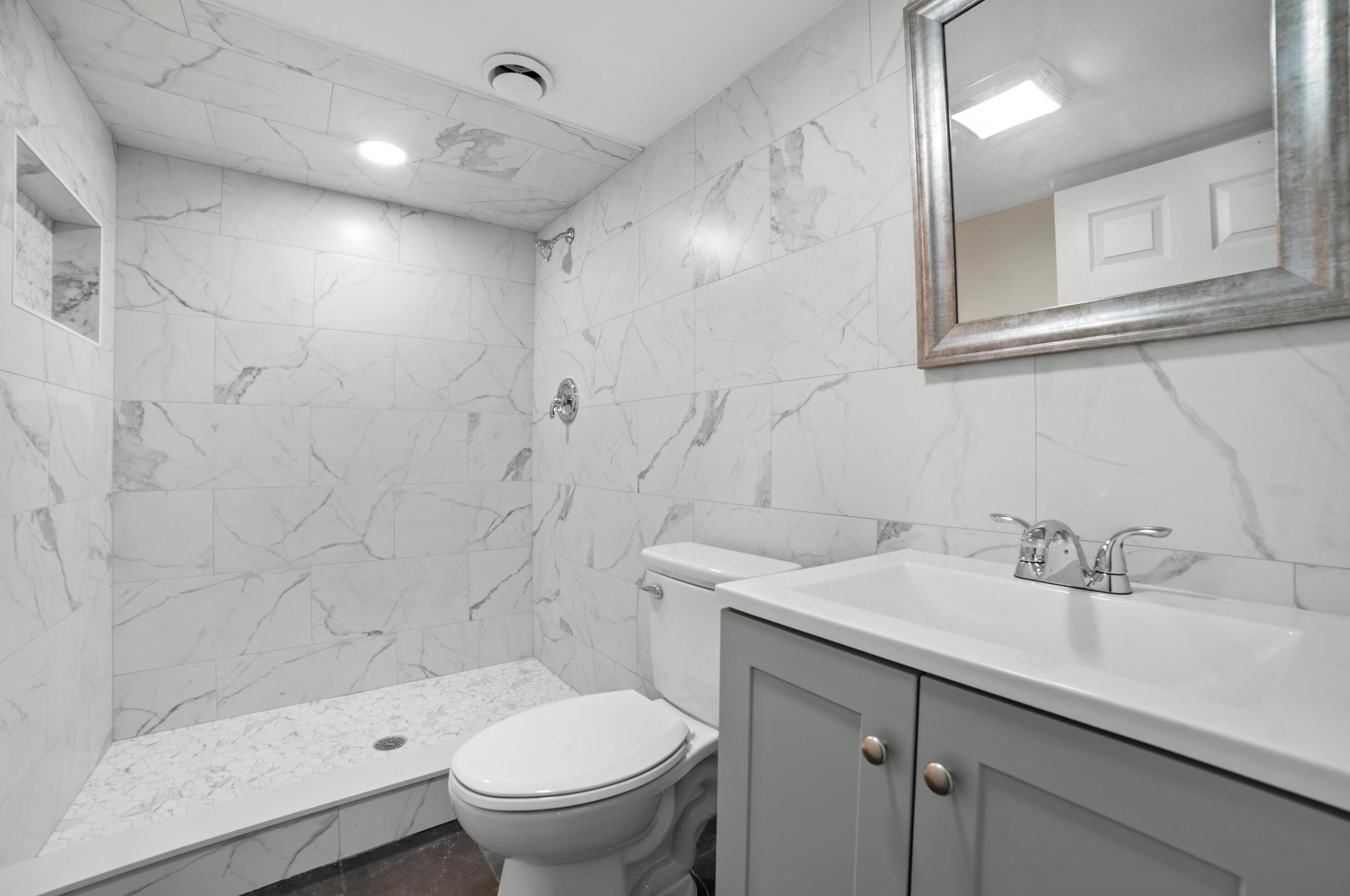 5348 91, Milwaukee WI 53224-5304 exterior