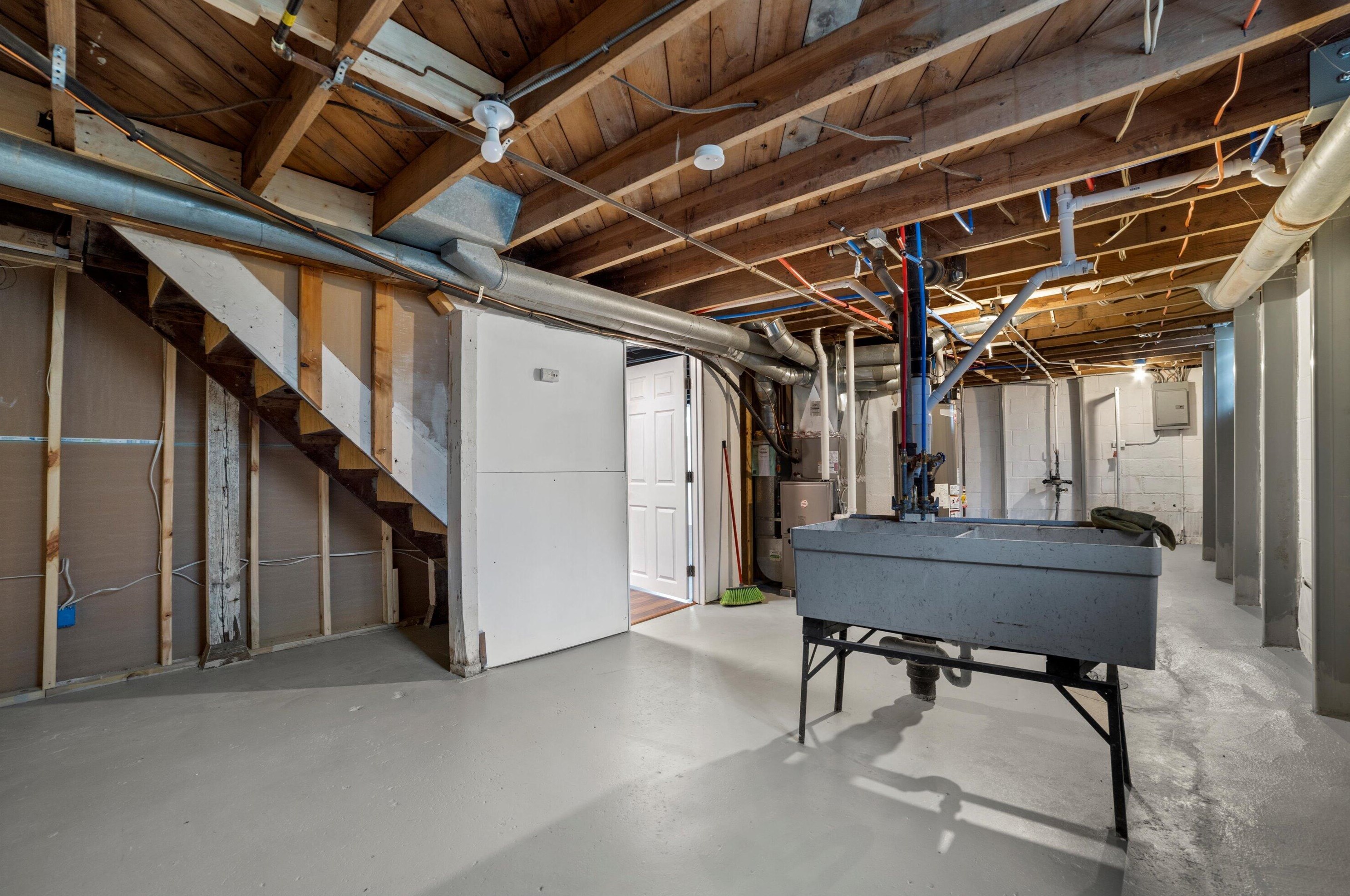 5348 91, Milwaukee WI 53224-5304 exterior