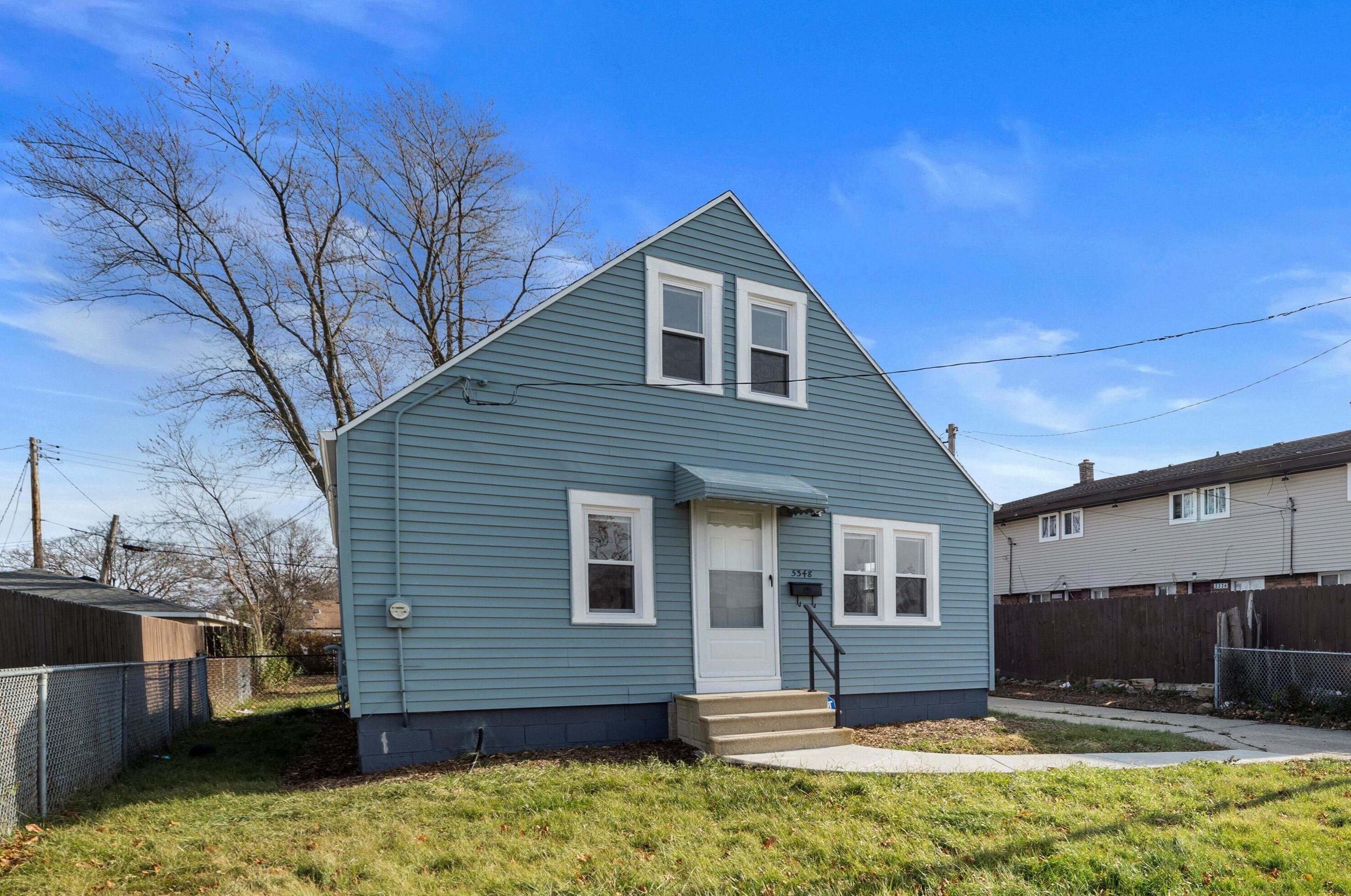 5348 91, Milwaukee WI 53224-5304 exterior