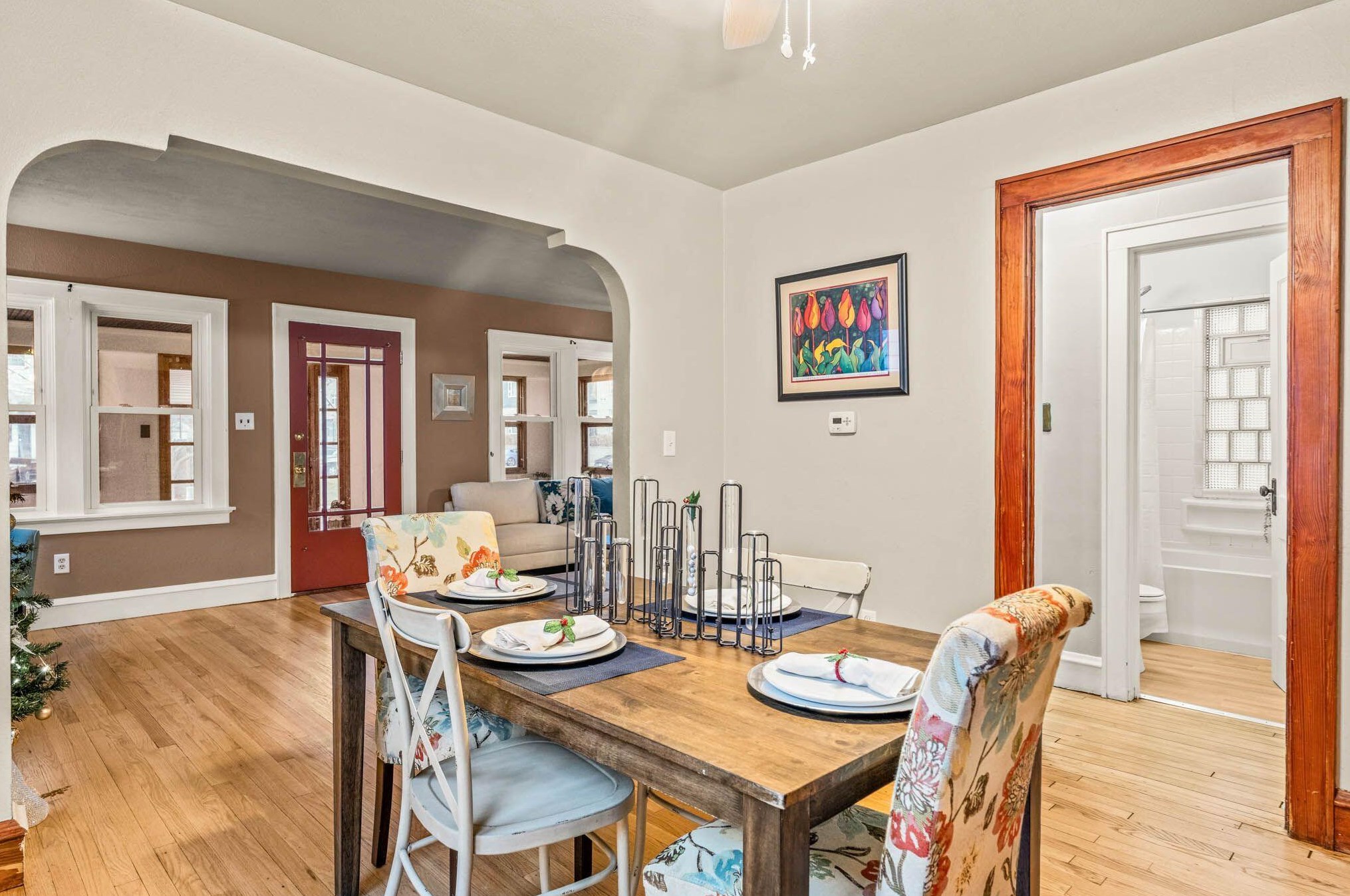 1542 83, Milwaukee WI 53214-4430 exterior