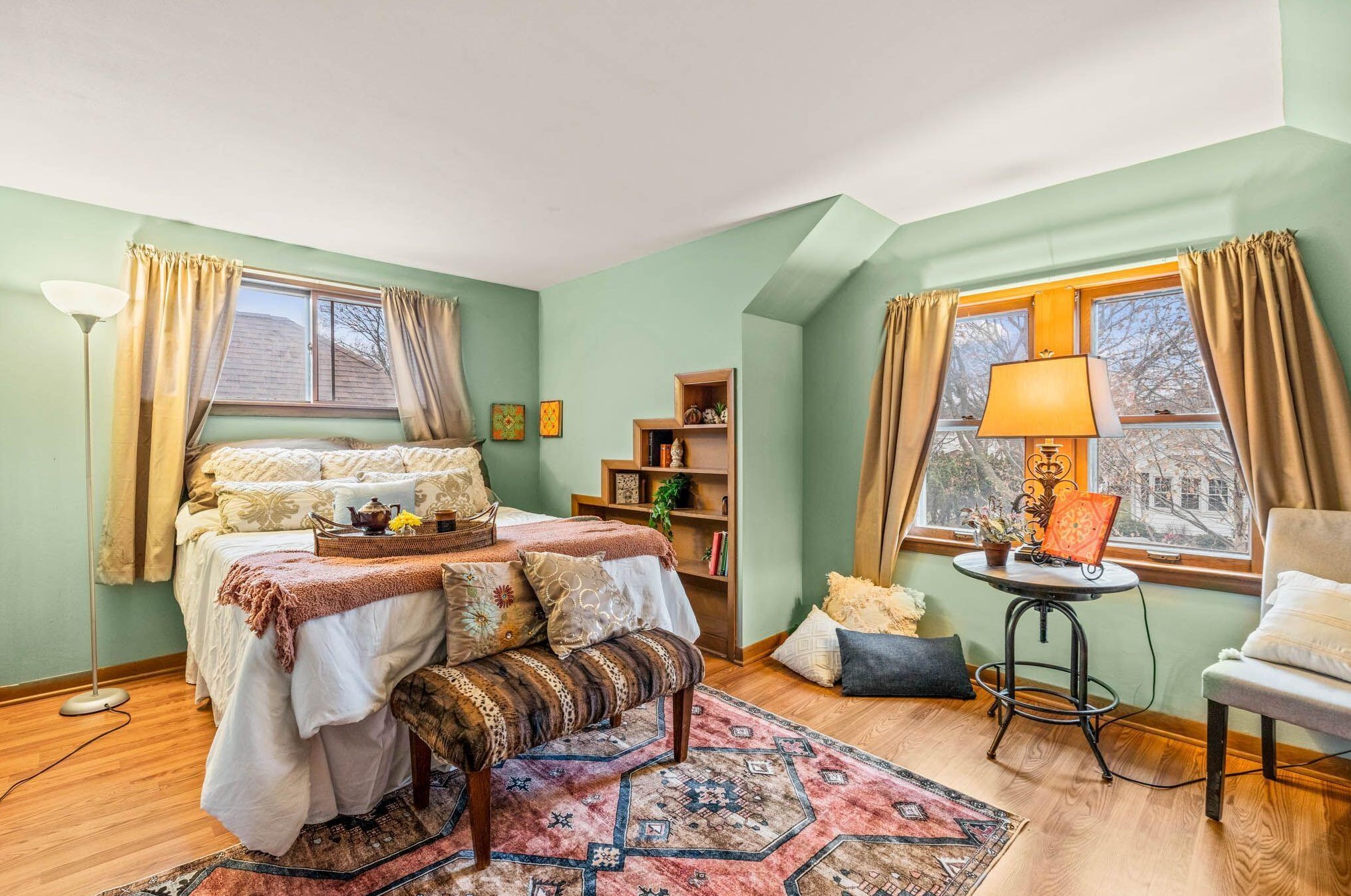 1542 83, Milwaukee WI 53214-4430 exterior