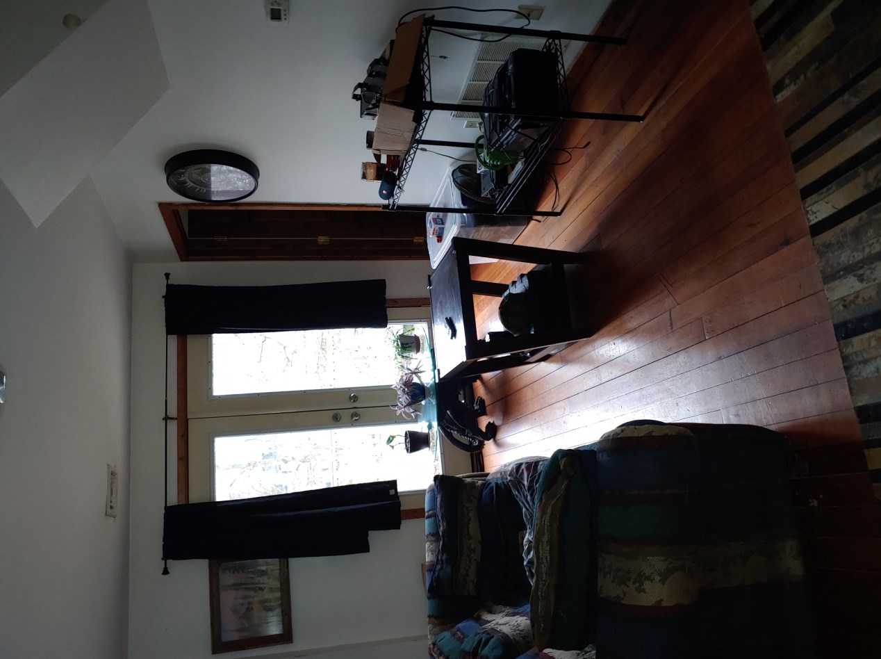 12726 N Shoreland Pkwy, Thiensville, WI 53092