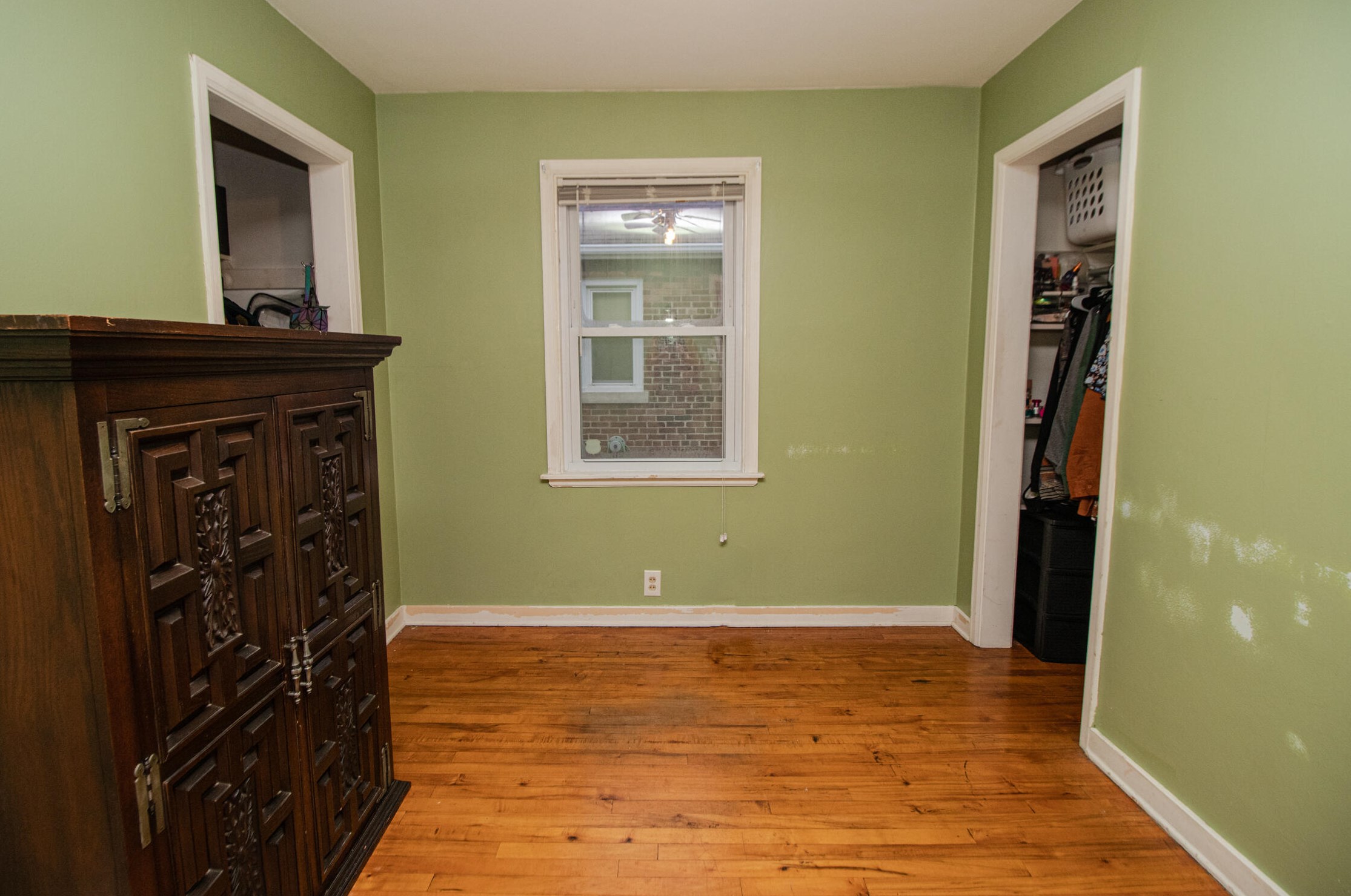 4020 92, Milwaukee WI 53228-2130 exterior