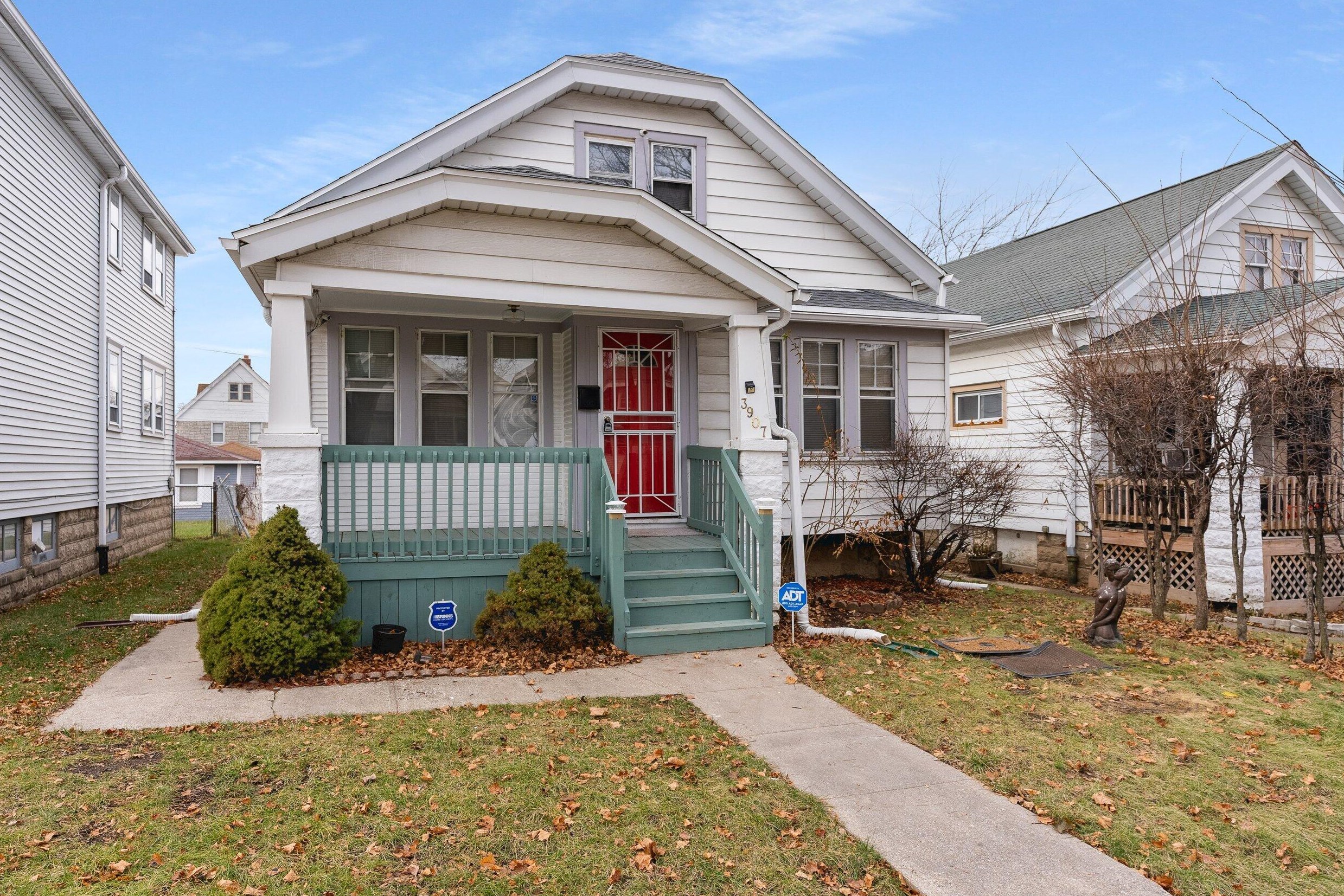 3907 14th St, Milwaukee WI  53206-2906 exterior