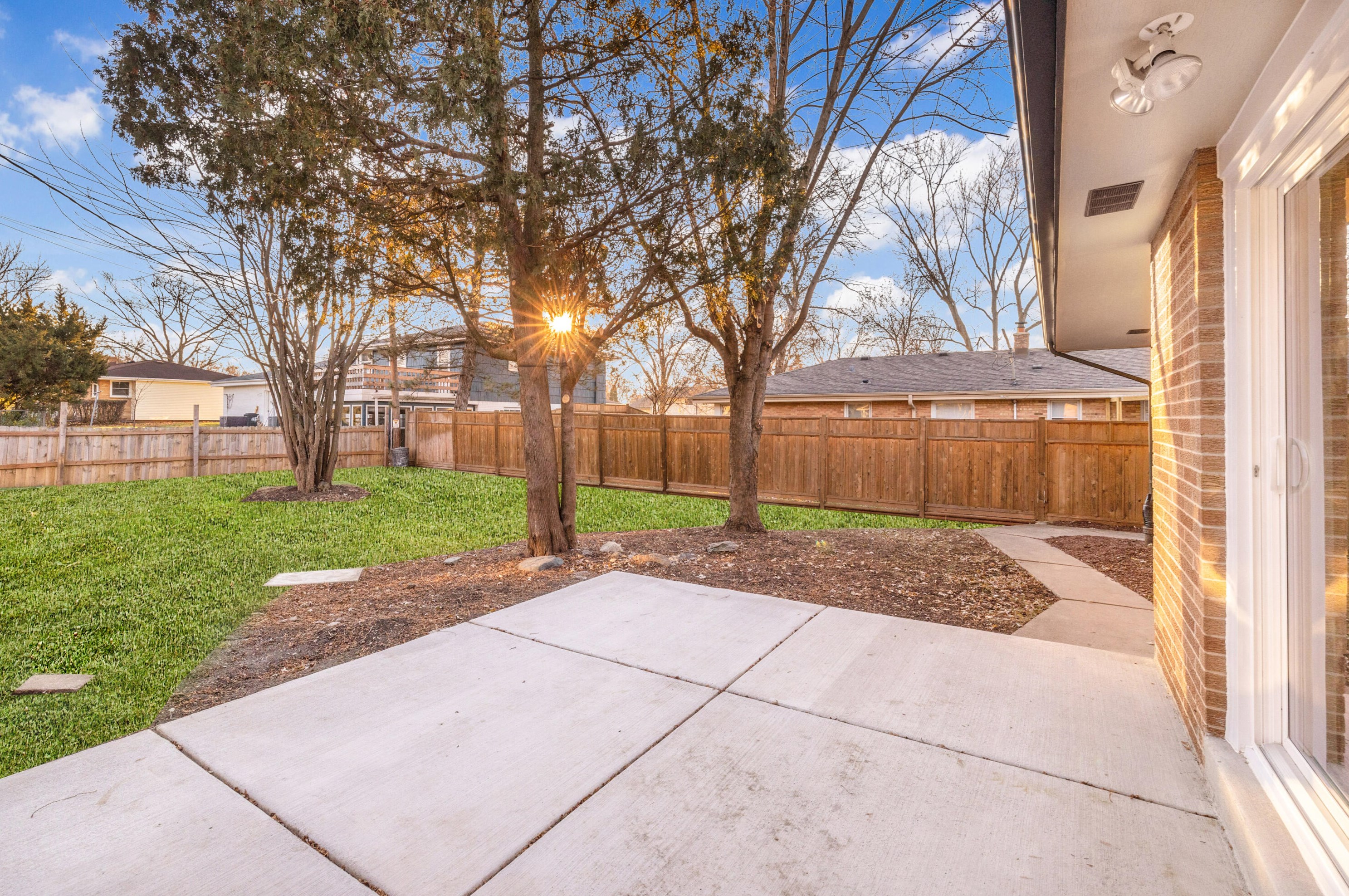 10817 Courtland Ave, Milwaukee WI  53225-4561 exterior