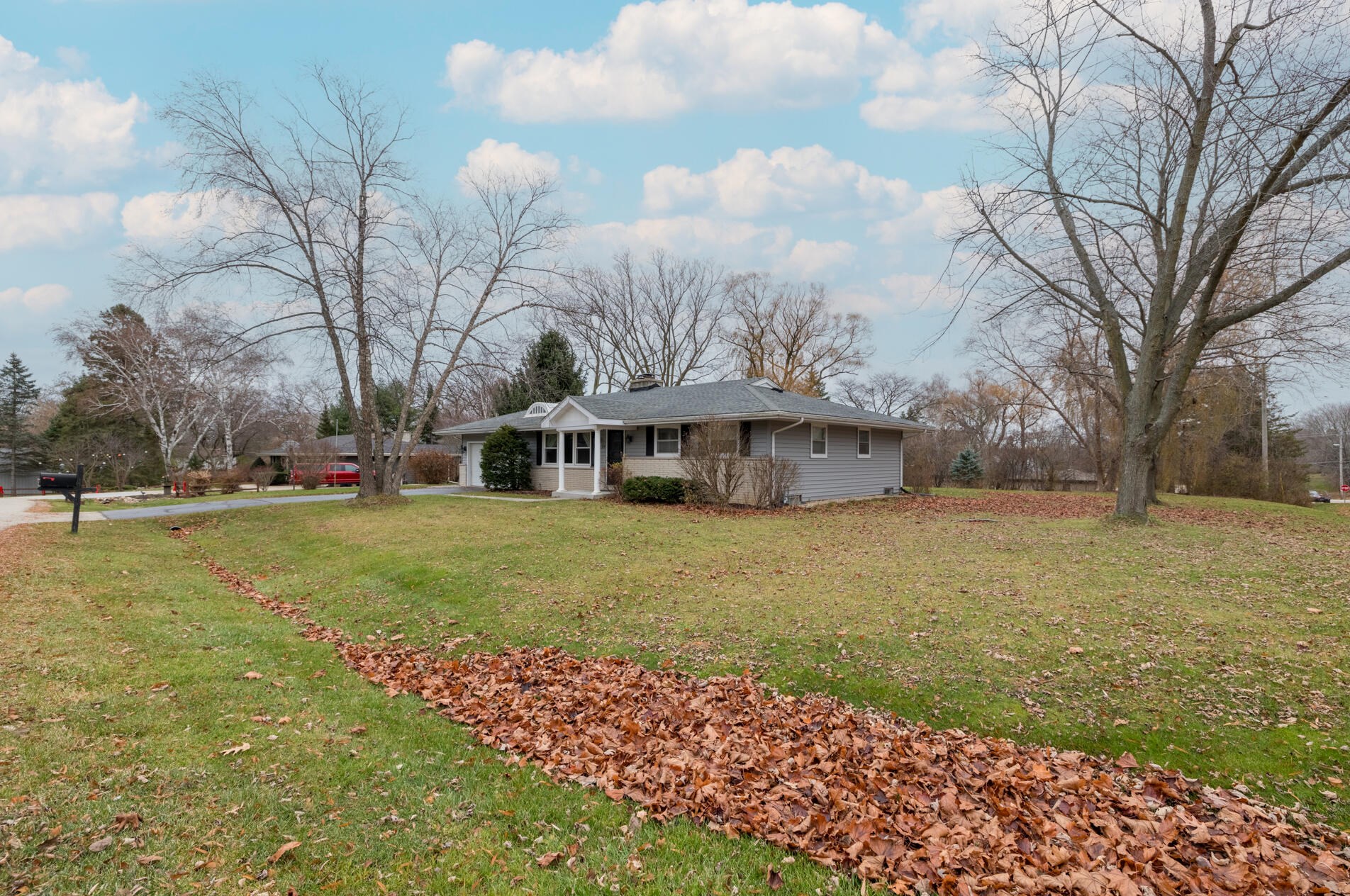 3329 103rd St, Kenosha WI  53158-4025 exterior