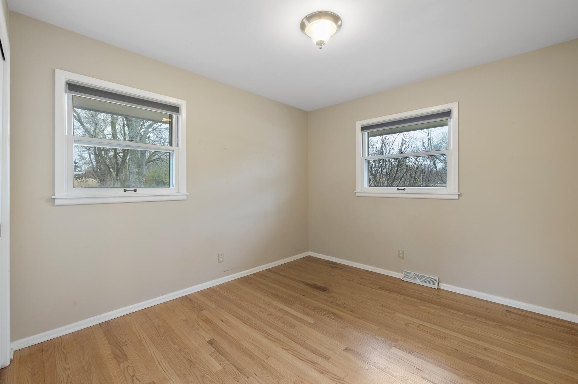 3329 103rd St, Kenosha WI  53158-4025 exterior