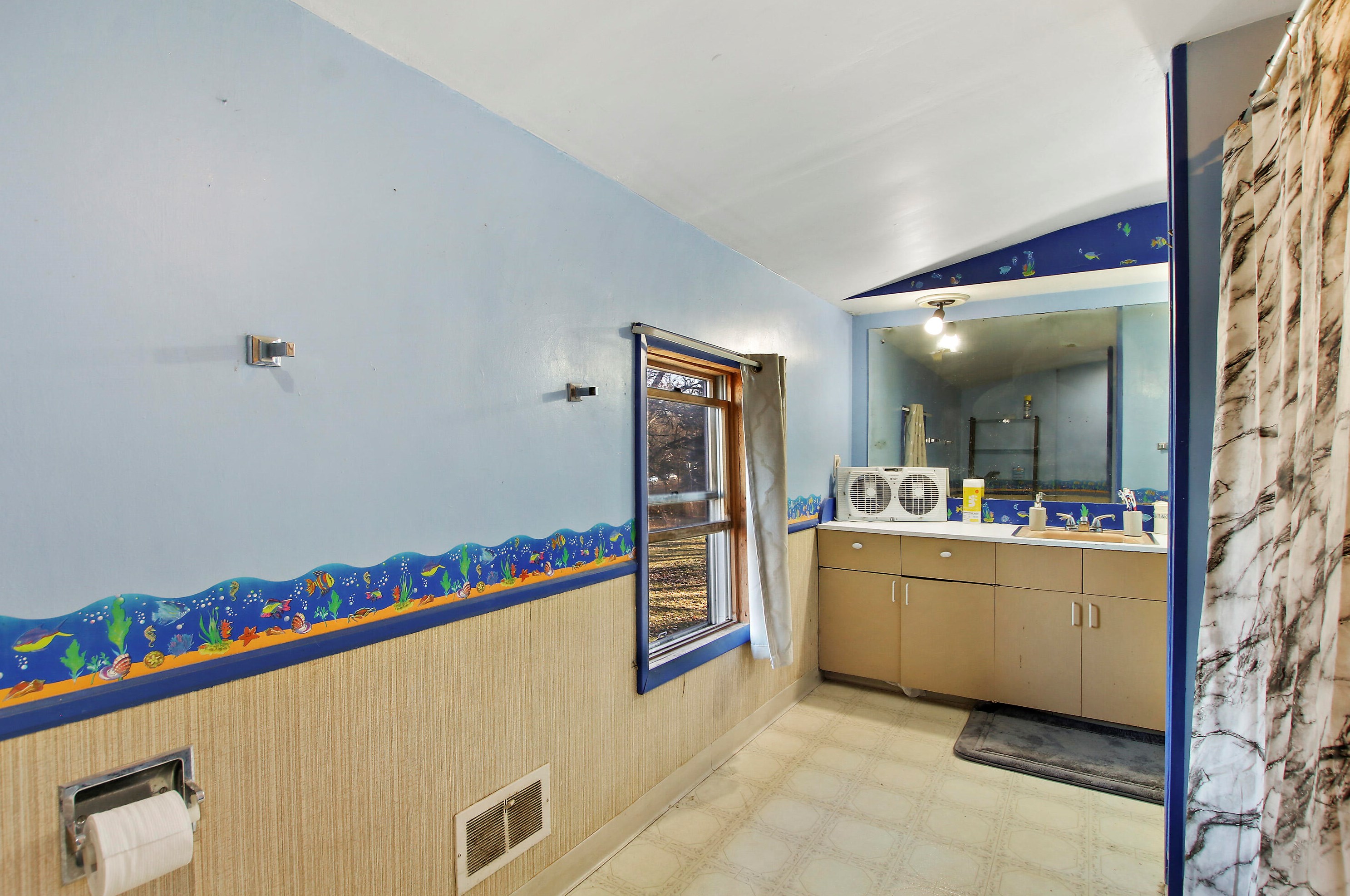 7037 52nd Ave, Kenosha WI  53142-3608 exterior