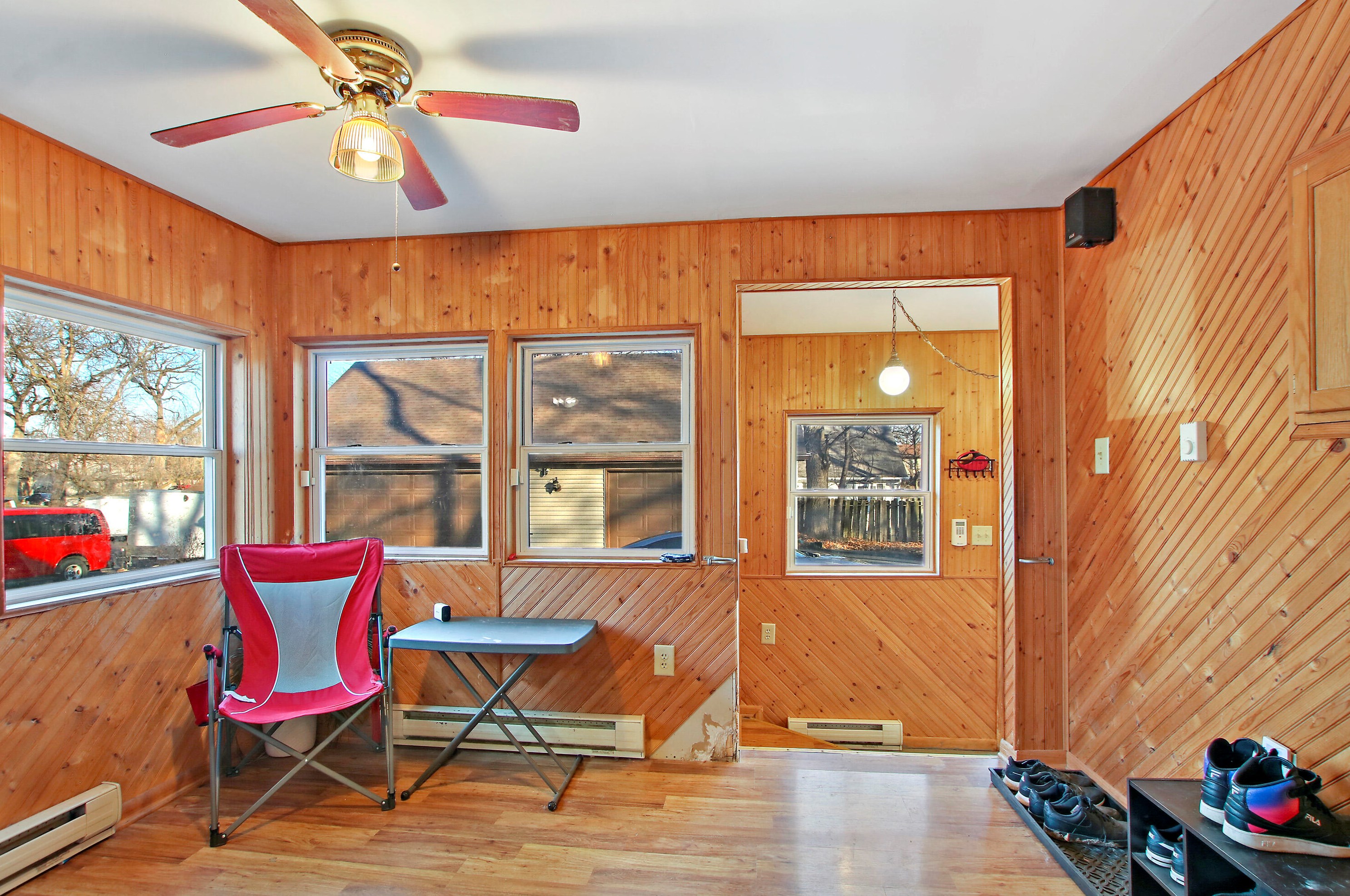 7037 52nd Ave, Kenosha WI  53142-3608 exterior