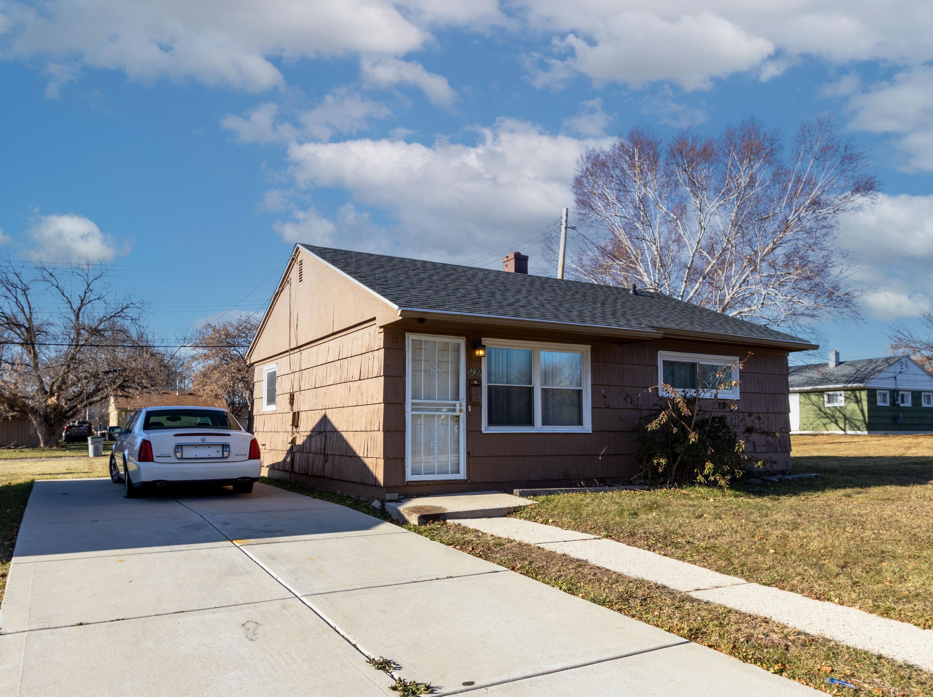 5739 N 60th St, Milwaukee, WI 53218