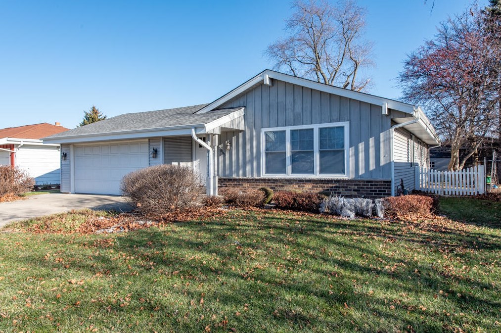 7945 31st Ave, Kenosha, WI 53142