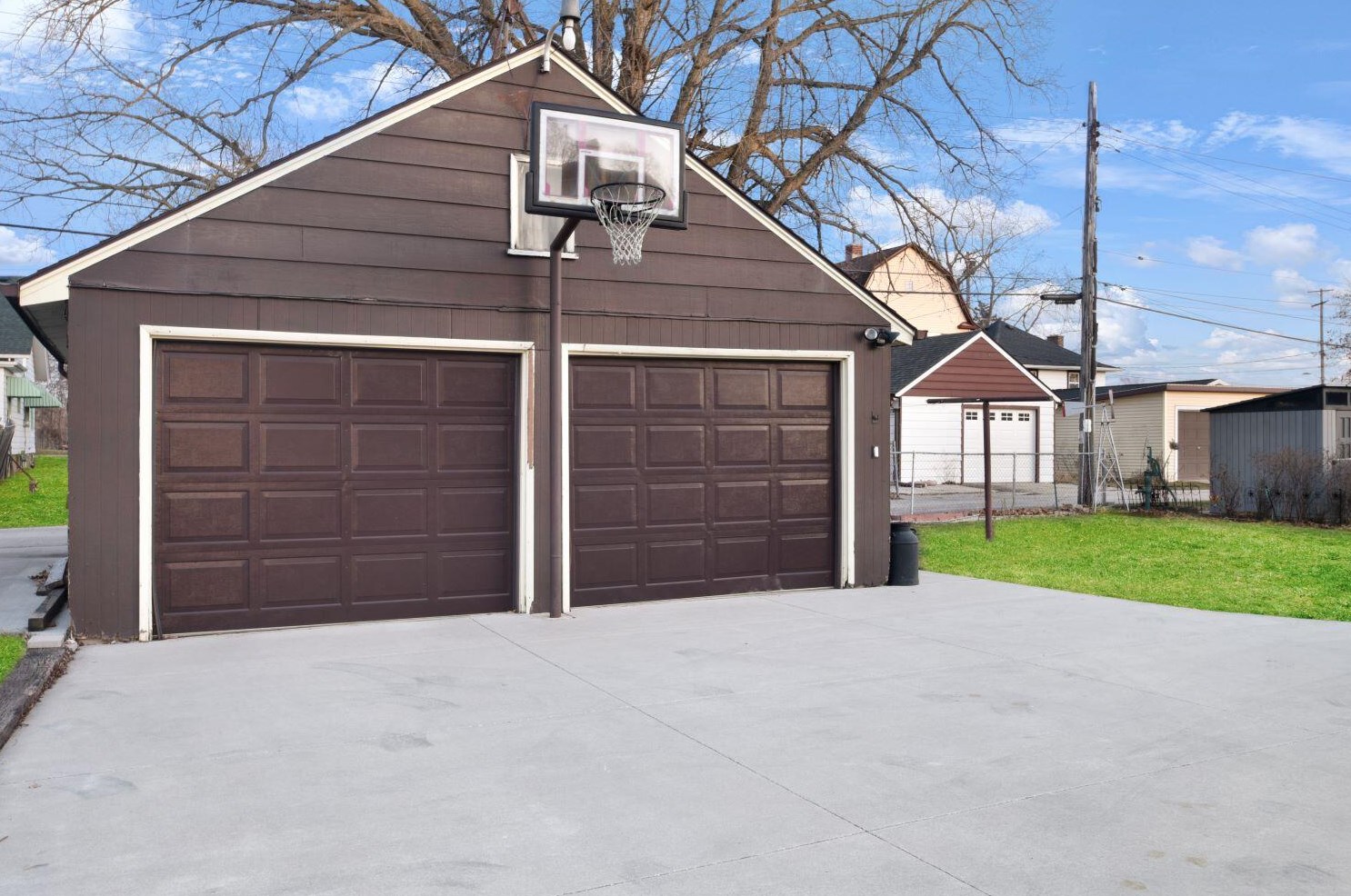 1450 Bilgo Ln, Kewaskum, WI 53040-8921
